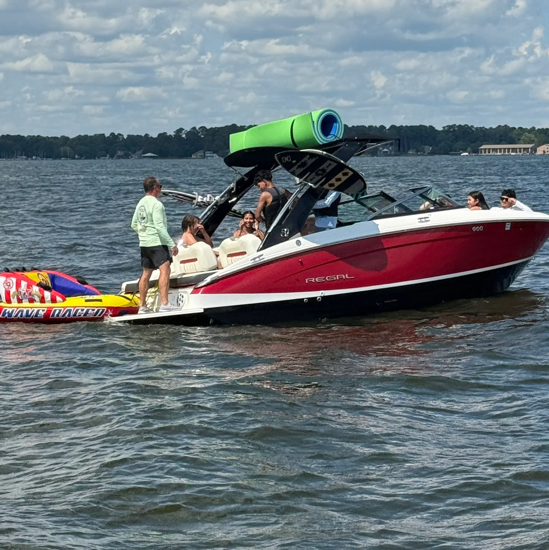 24' Surf - Luxury Regal LS4 - your perfect day on Lake Conroe, Texas