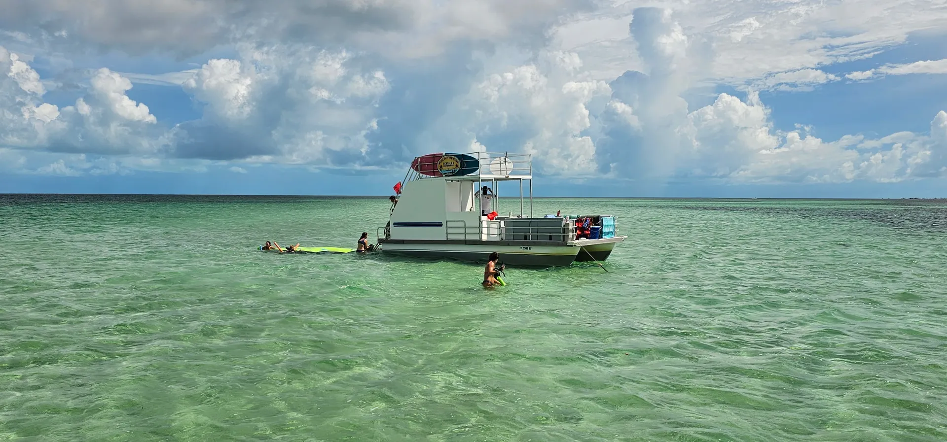 Catamaran cruiser 30’ in Key West, FL — photo 2