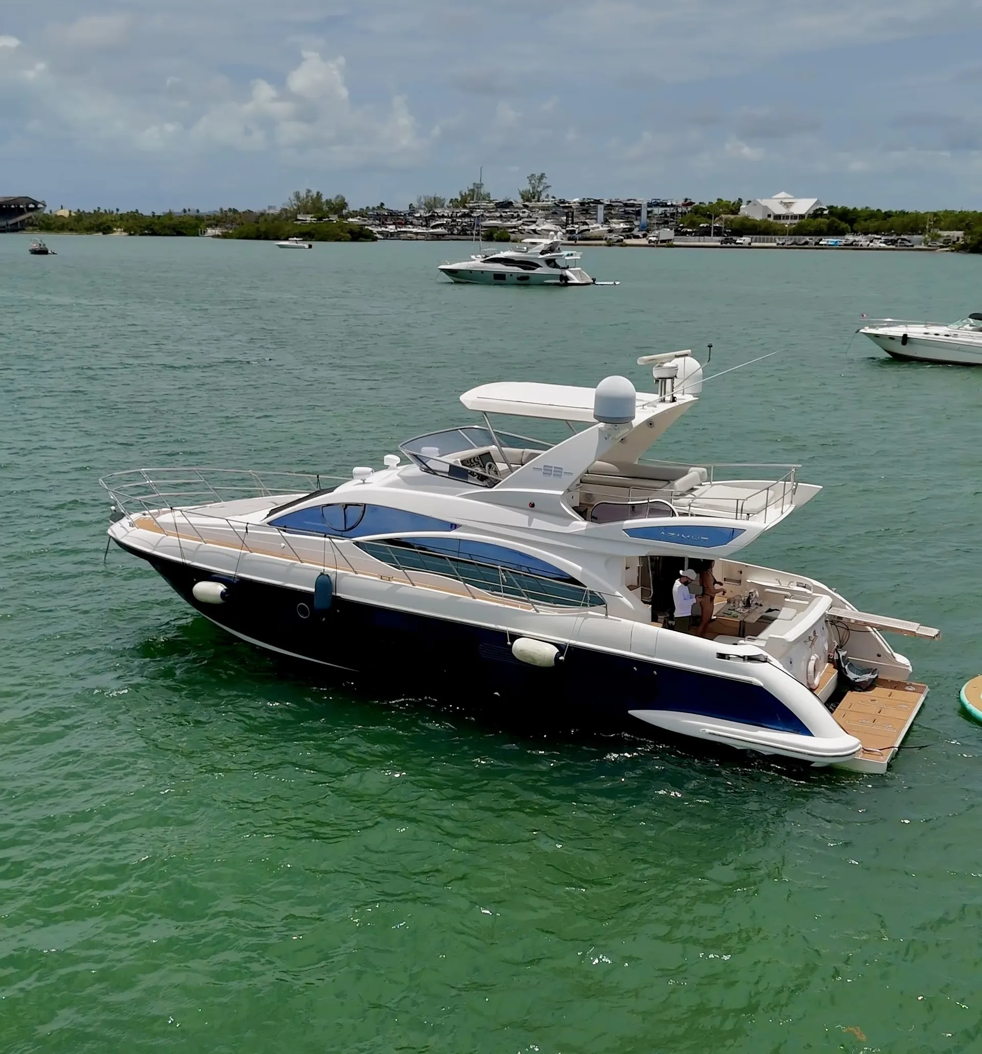Azimut 60 Flybridge in Miami, FL — photo 2