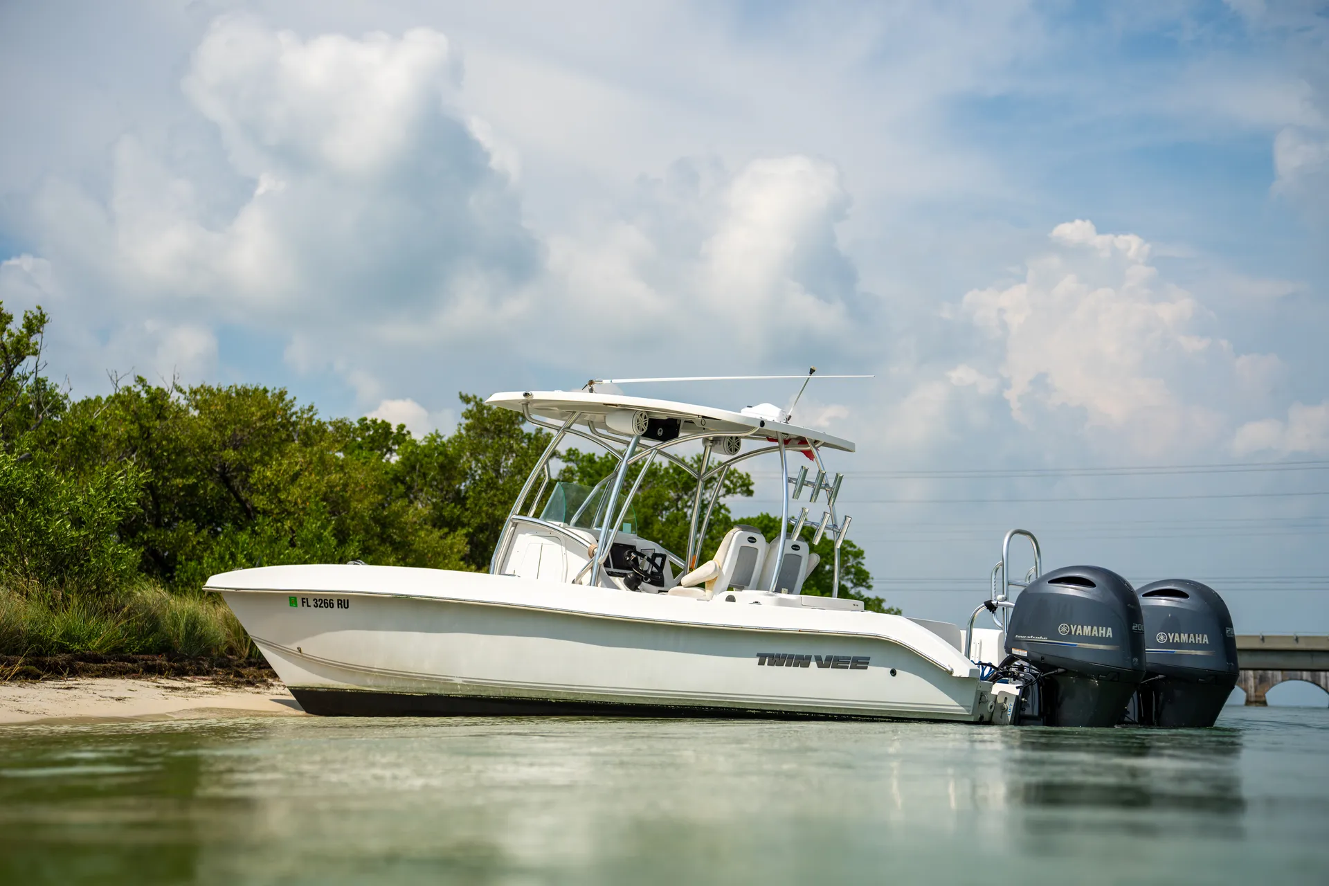 TWIN VEE CATAMARANS 26' OCEAN CAT in Big Pine Key, FL