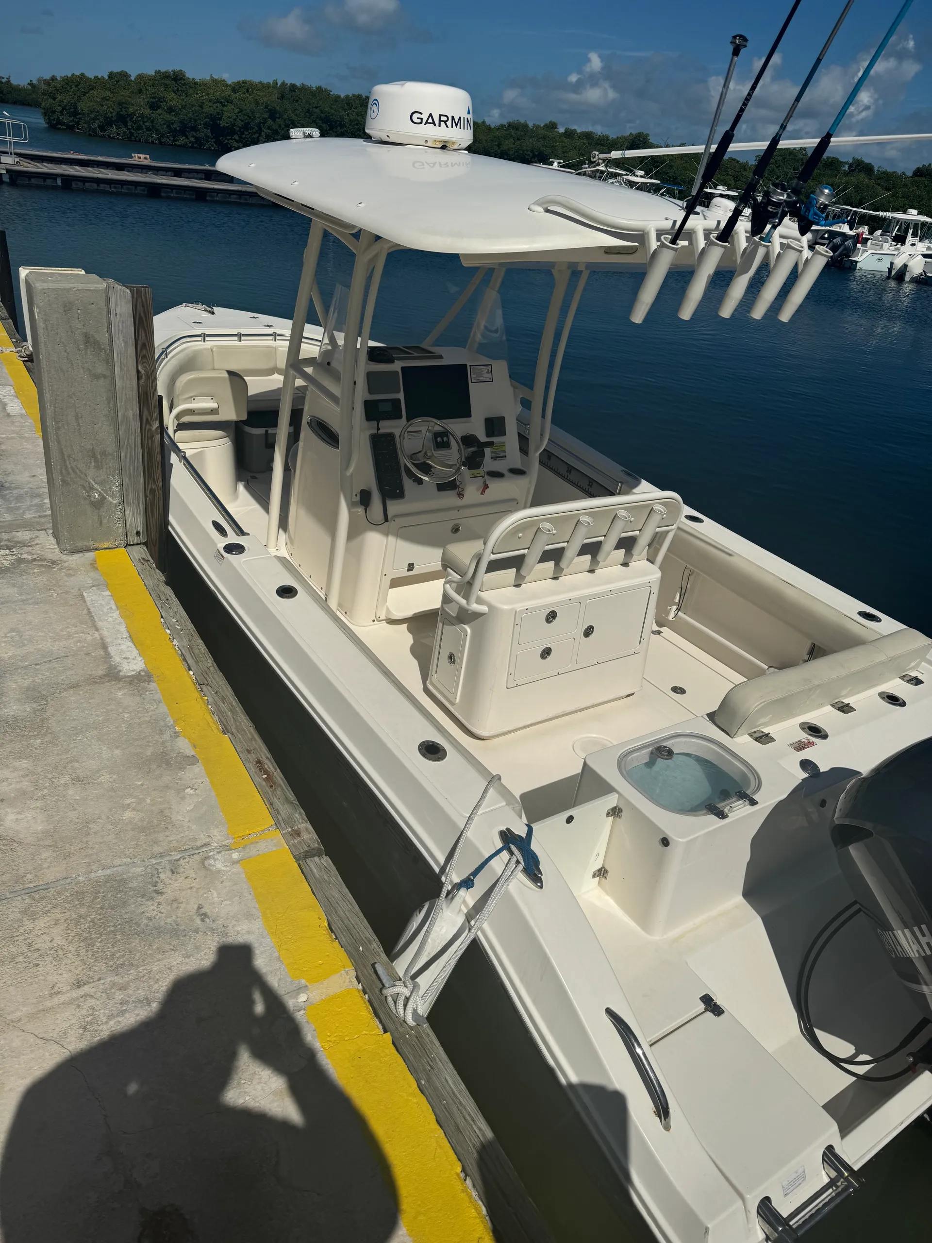 COBIA BOATS 237 CC W/F300UCA YAMAHA in Big Pine Key, FL — photo 2