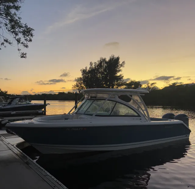 Rent a dual console in Naples, FL near me