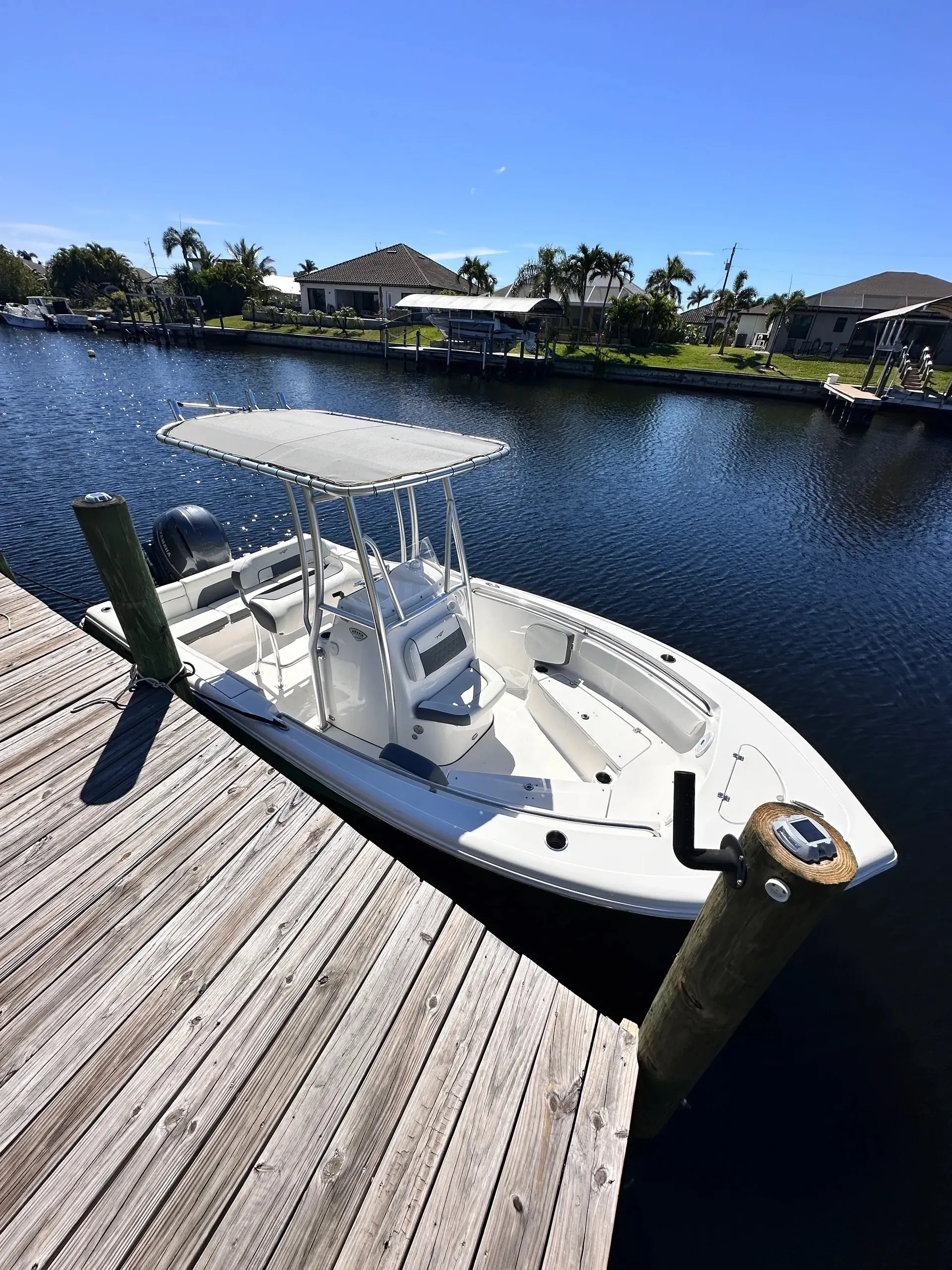 TIDEWATER BOATS 210 LXF W/150HP in Matlacha, FL — photo 4
