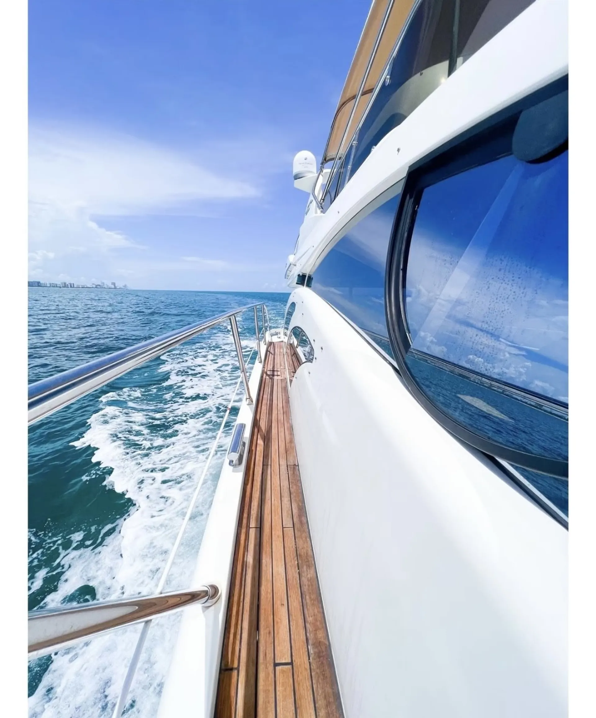 Azimut 55E Flybridge in Miami Beach, FL — photo 7