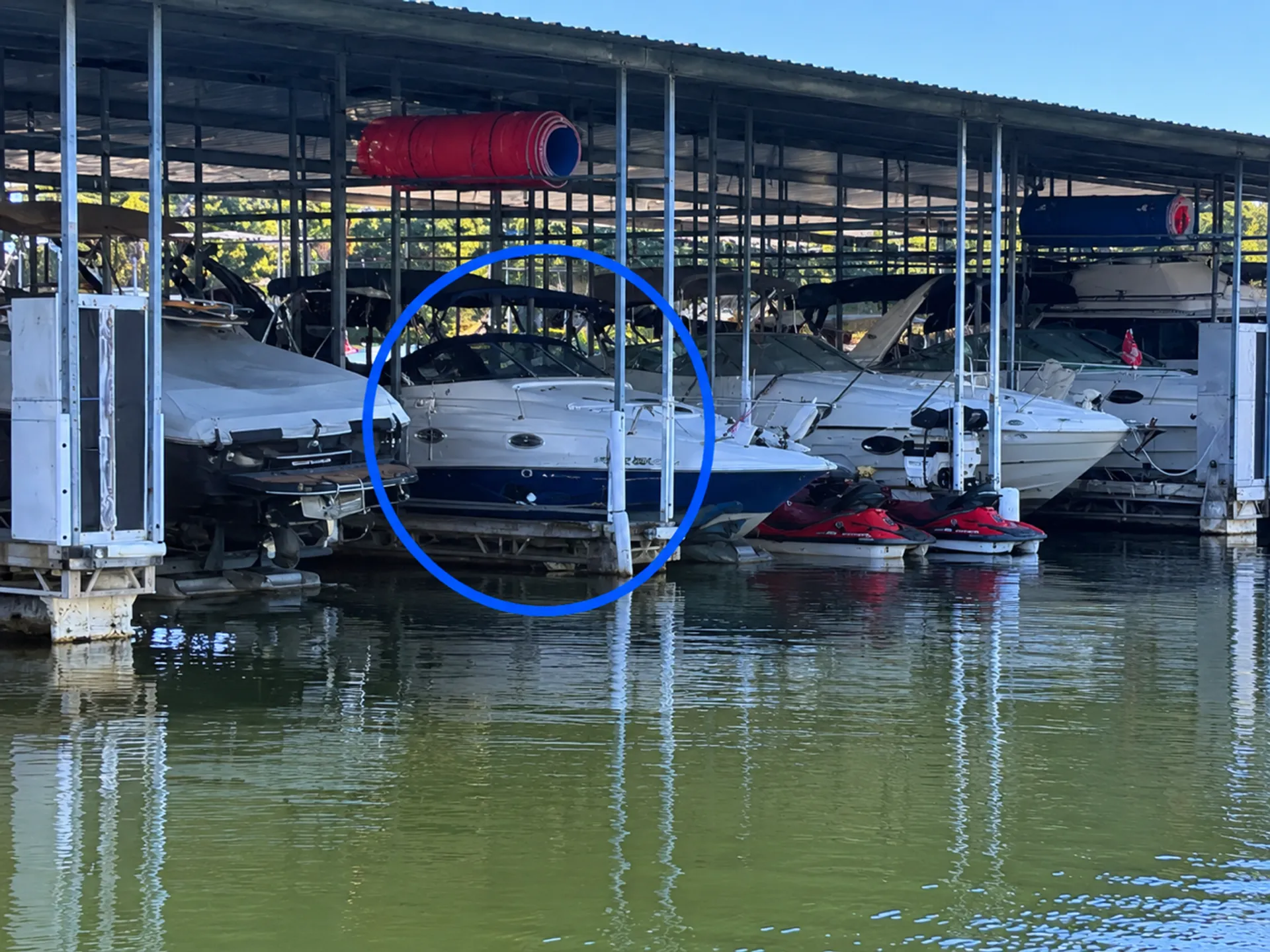 30’ Regal Commodore 2665 – Your Perfect Lake Norman Getaway