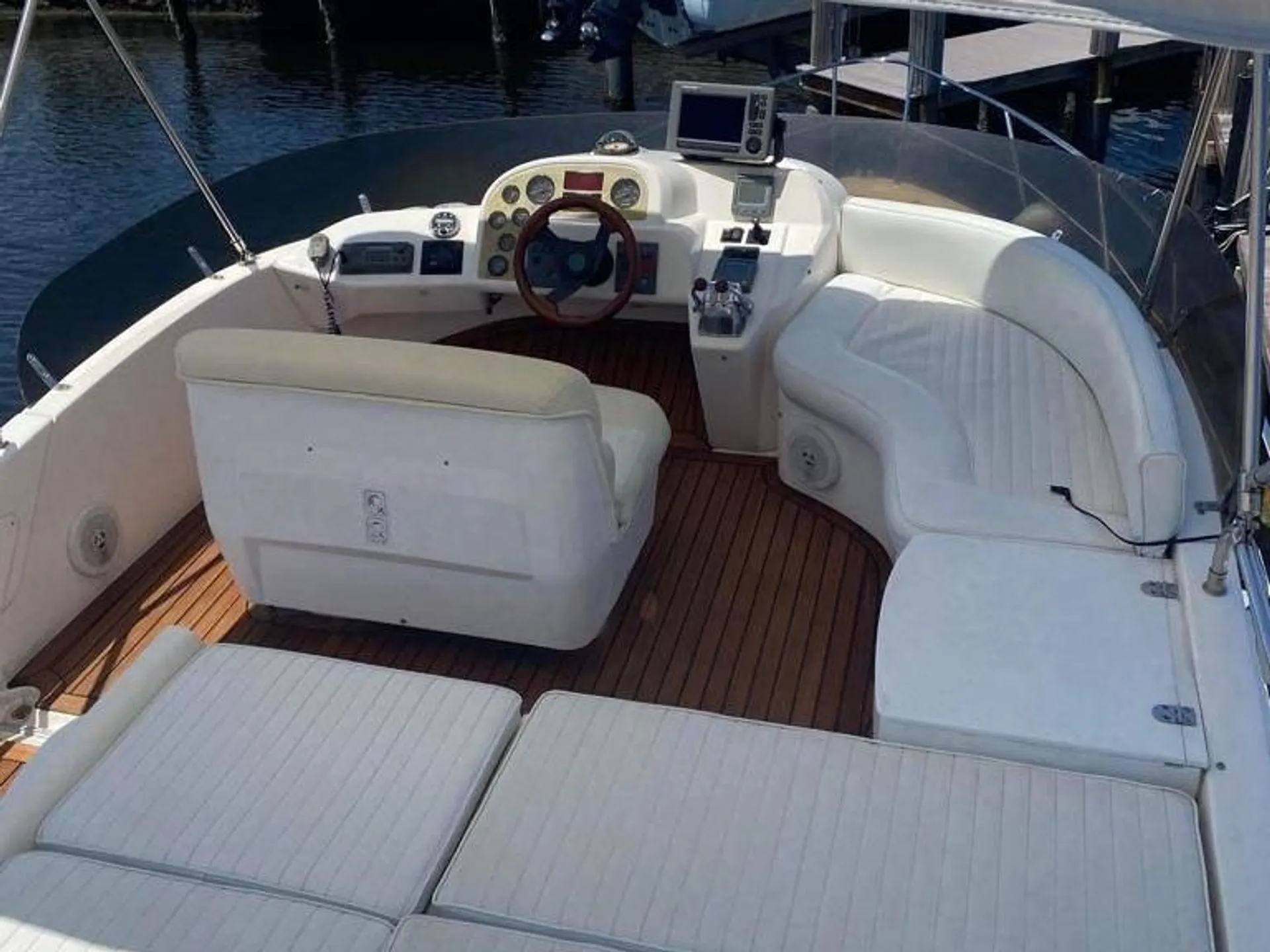 SEALINE BOATS F-37 in Delray Beach, FL — photo 9