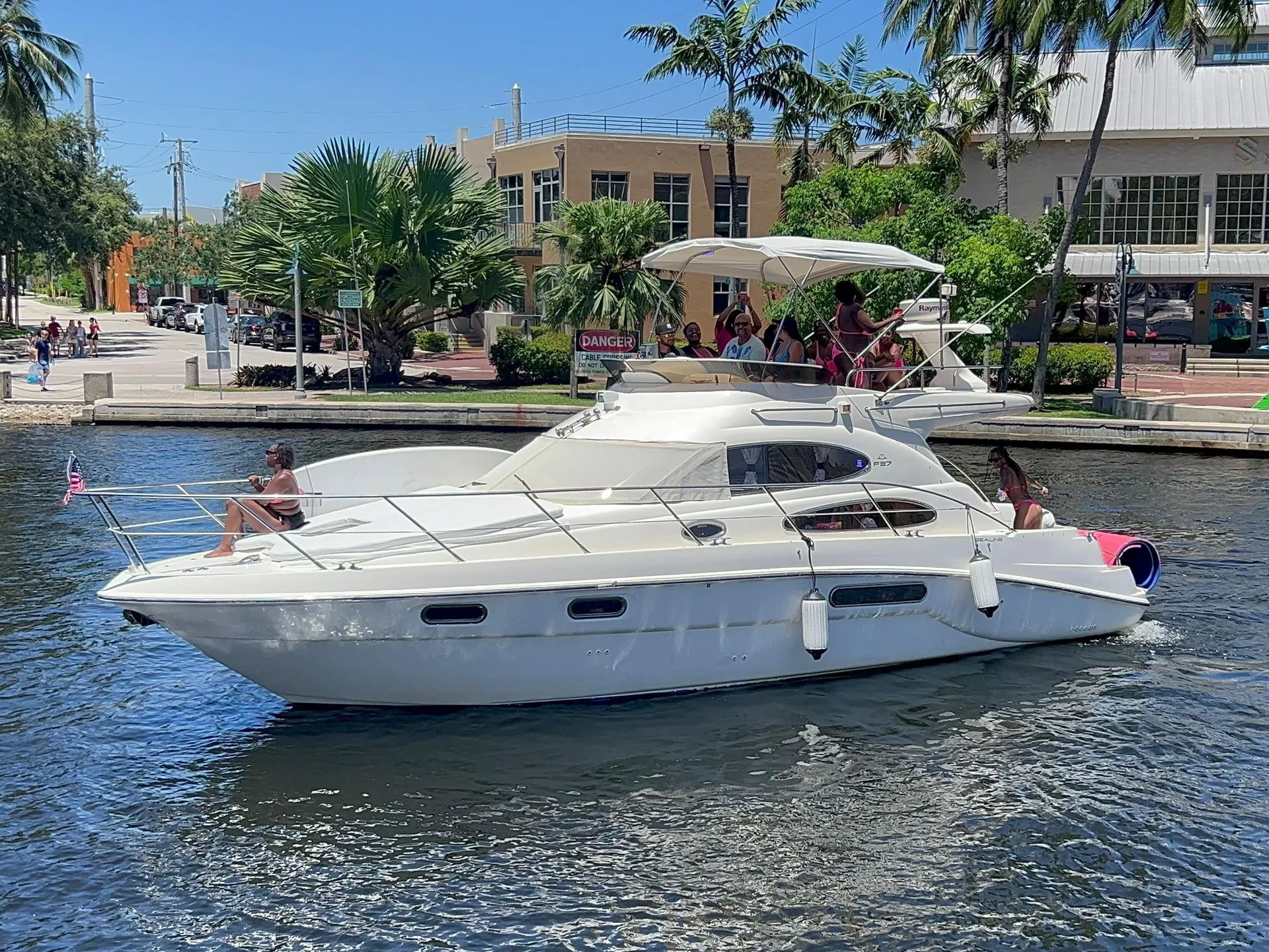 SEALINE BOATS F-37 in Delray Beach, FL — photo 2