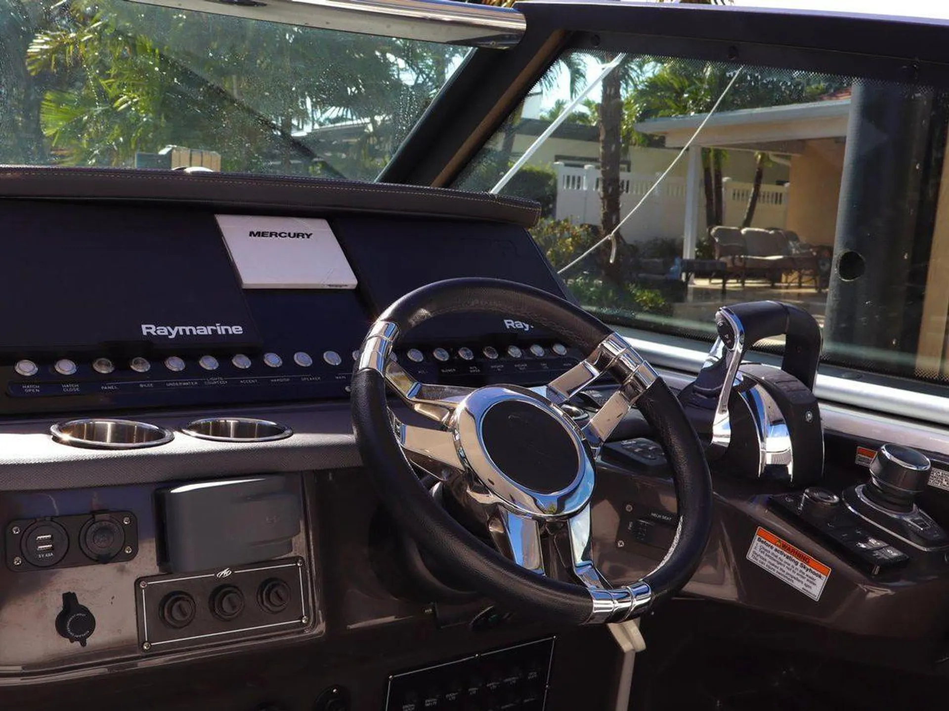 MONTEREY BOATS 385SS in West Palm Beach, FL — photo 3