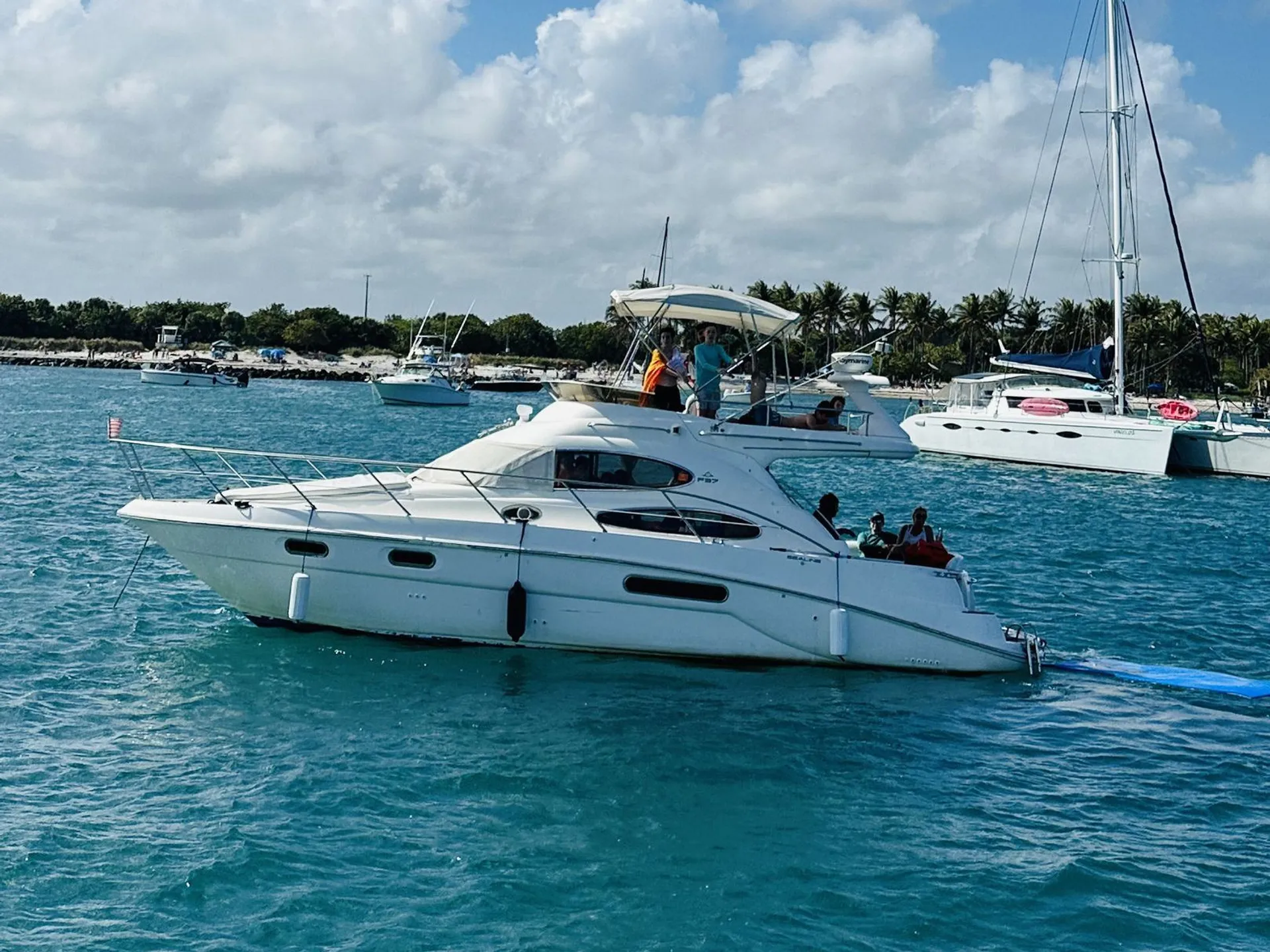 SEALINE BOATS F-37 in West Palm Beach, FL — photo 4