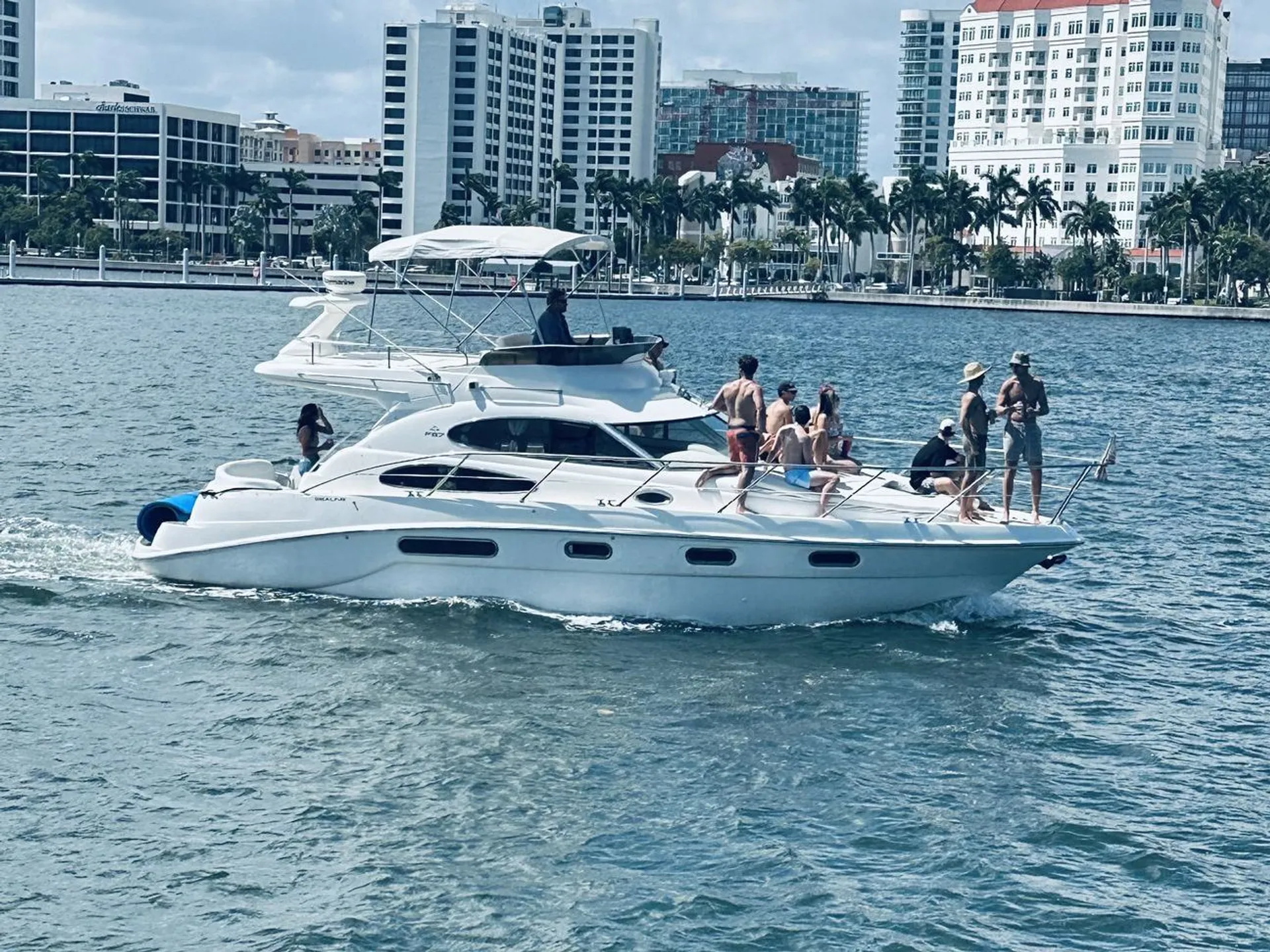 SEALINE BOATS F-37 in West Palm Beach, FL