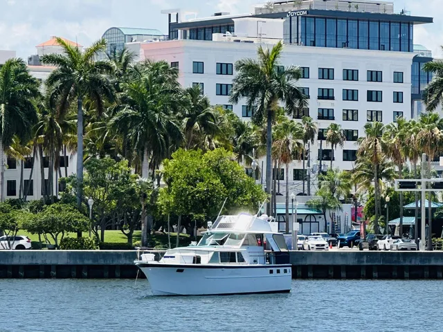 Rent a Hatteras Yachts motor yacht in West Palm Beach, FL near me