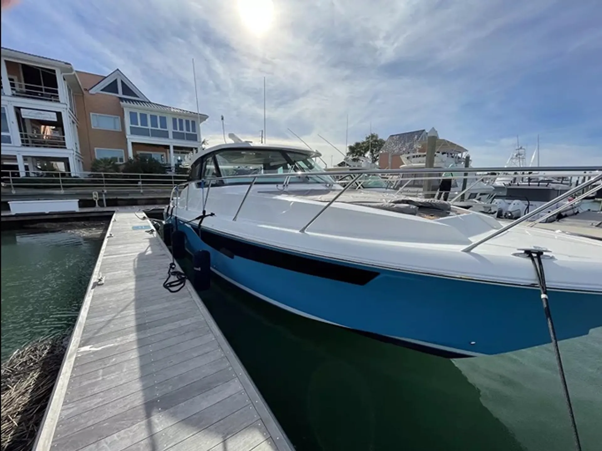 TIARA YACHTS 43 OPEN in Miami Beach, FL — photo 2