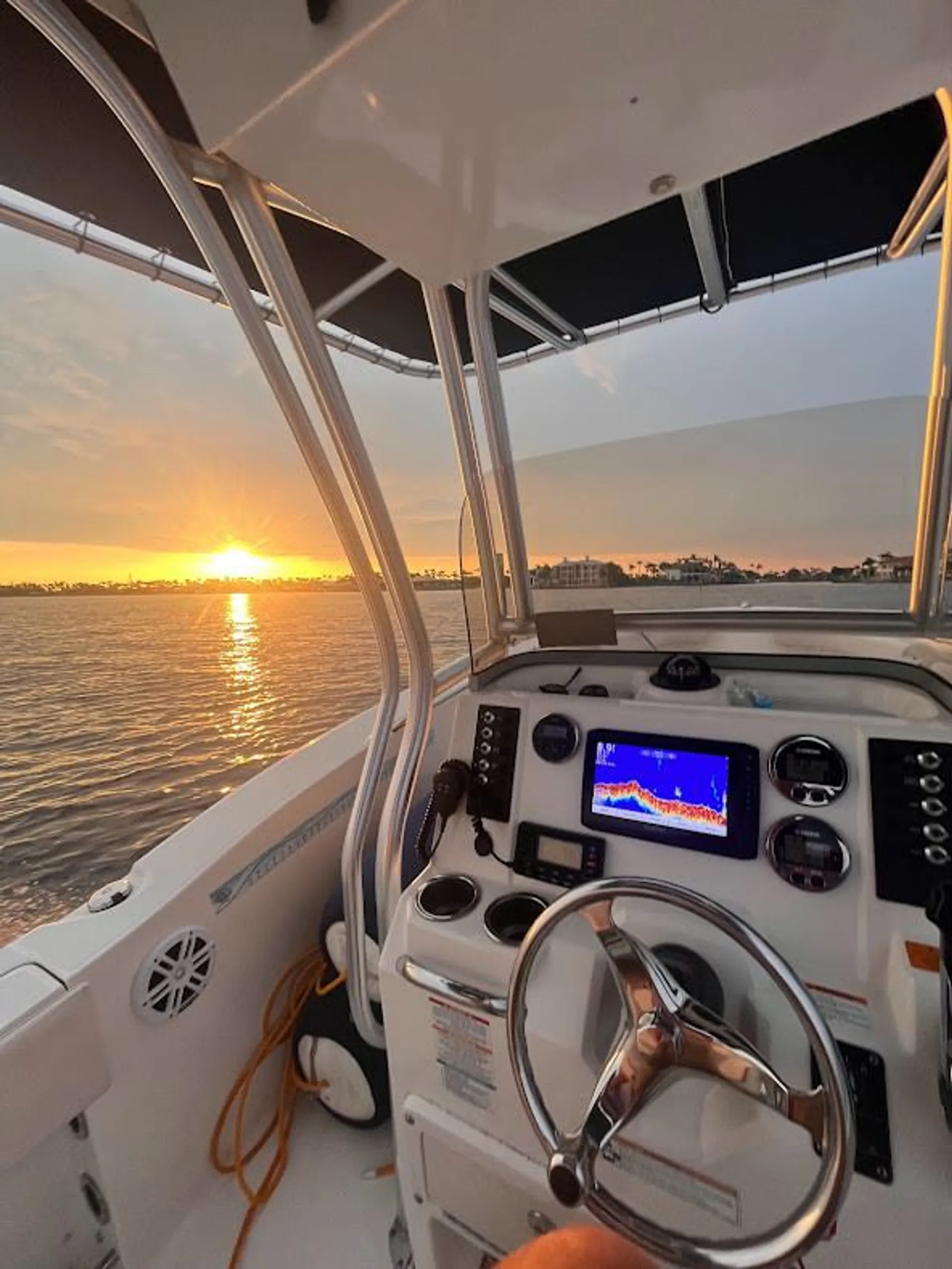 ROBALO R200 in Marco Island, FL — photo 10