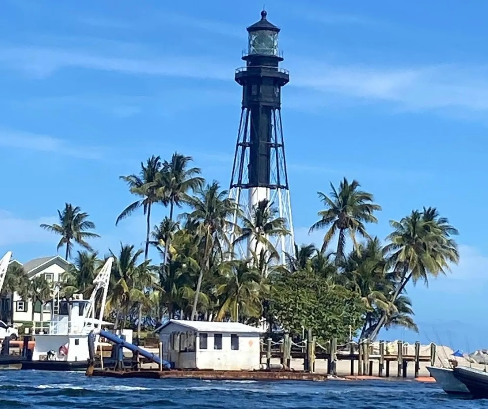 SUN TRACKER PARTY BARGE 22 RF DLX in Pompano Beach, FL — photo 6