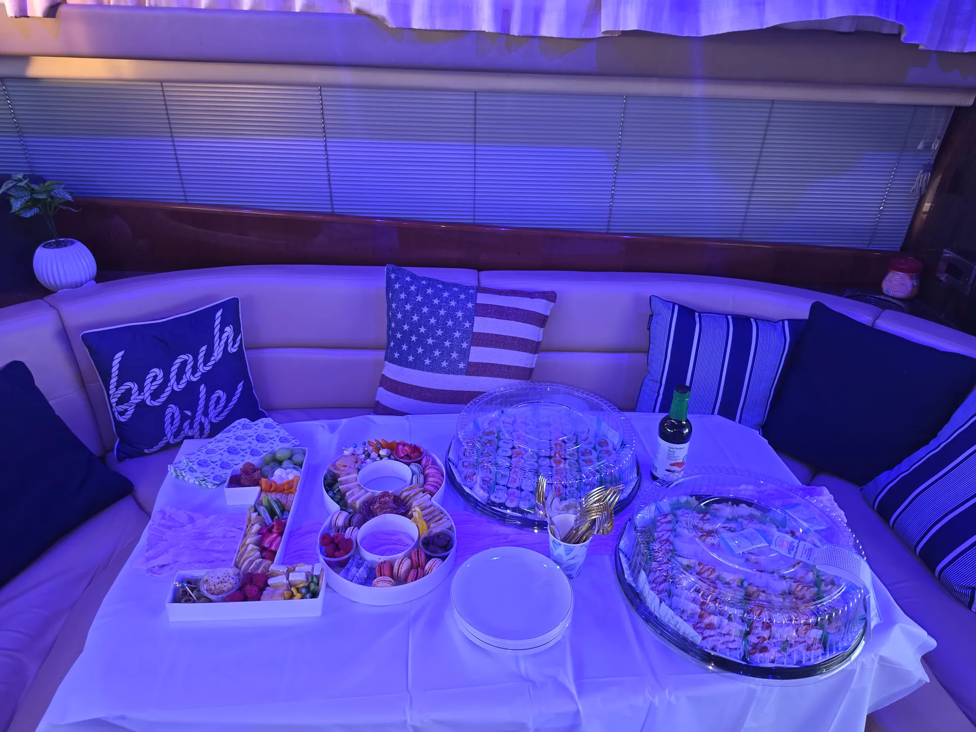 Private yacht charters: Perfect for groups looking for a fun
