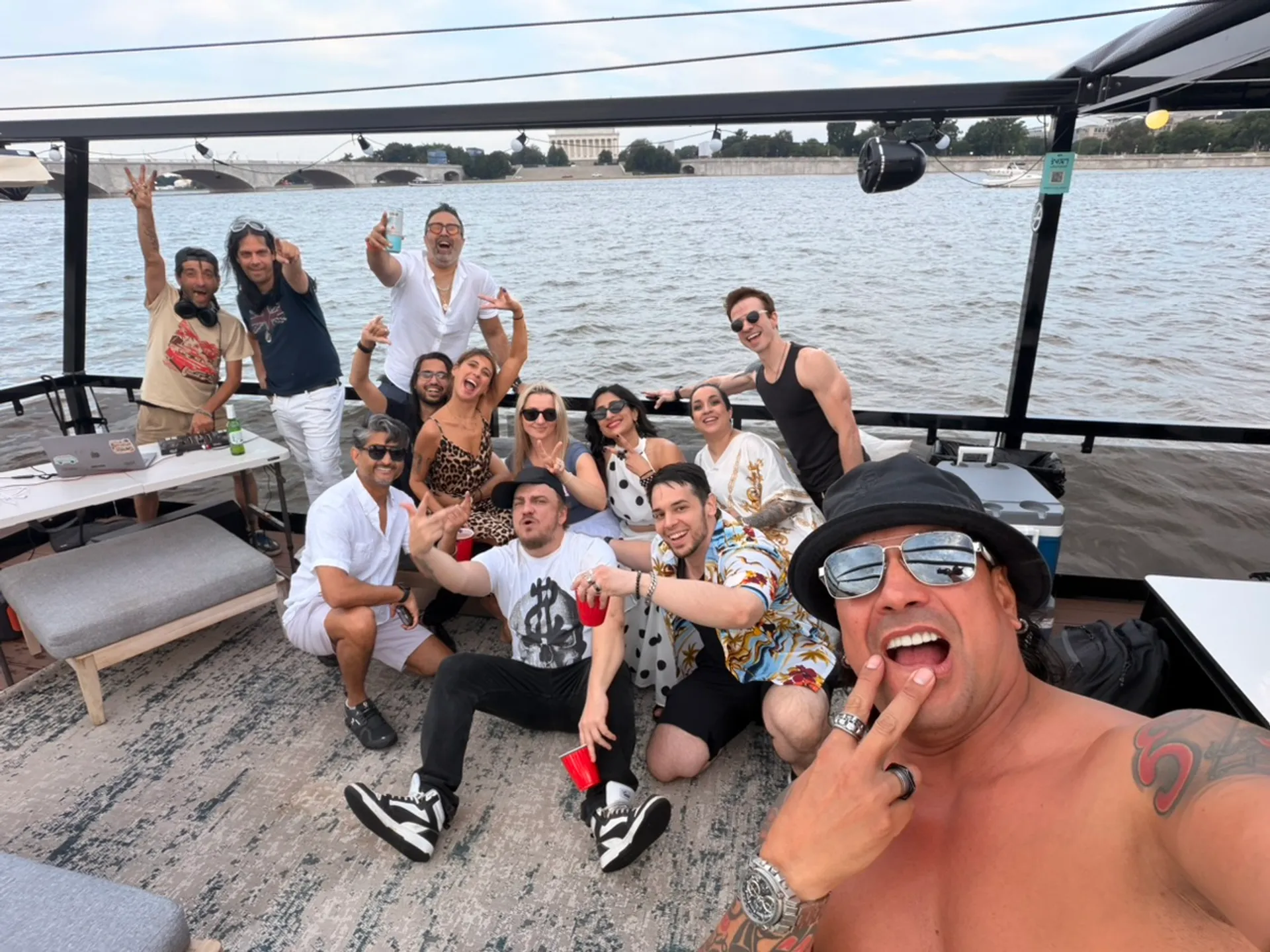 Privé luxury 12Guest Private Party Boat |Downtown Tampa Sunset Cruises