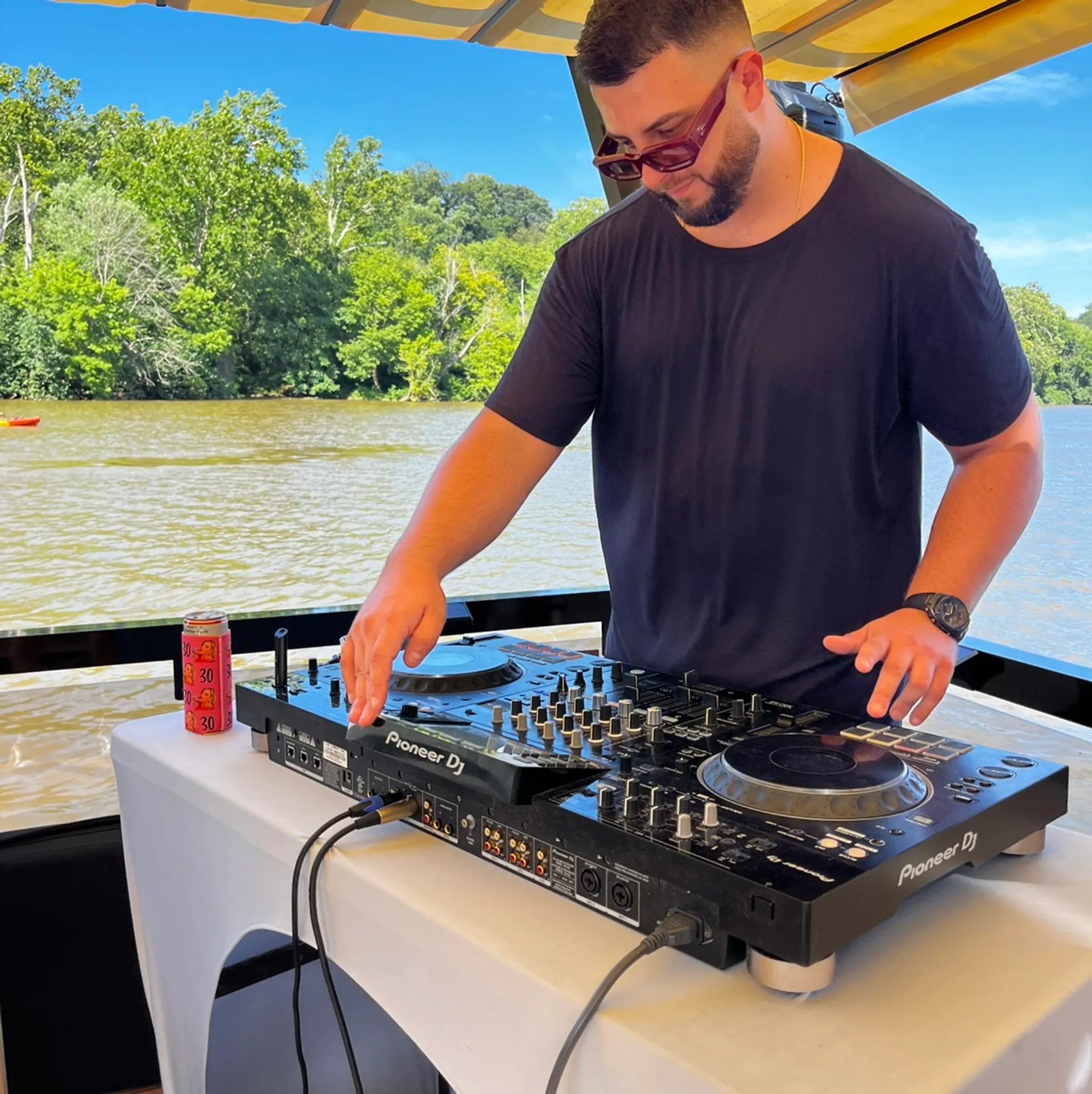 Privé luxury 12Guest Private Party Boat |Downtown Tampa Sunset Cruises