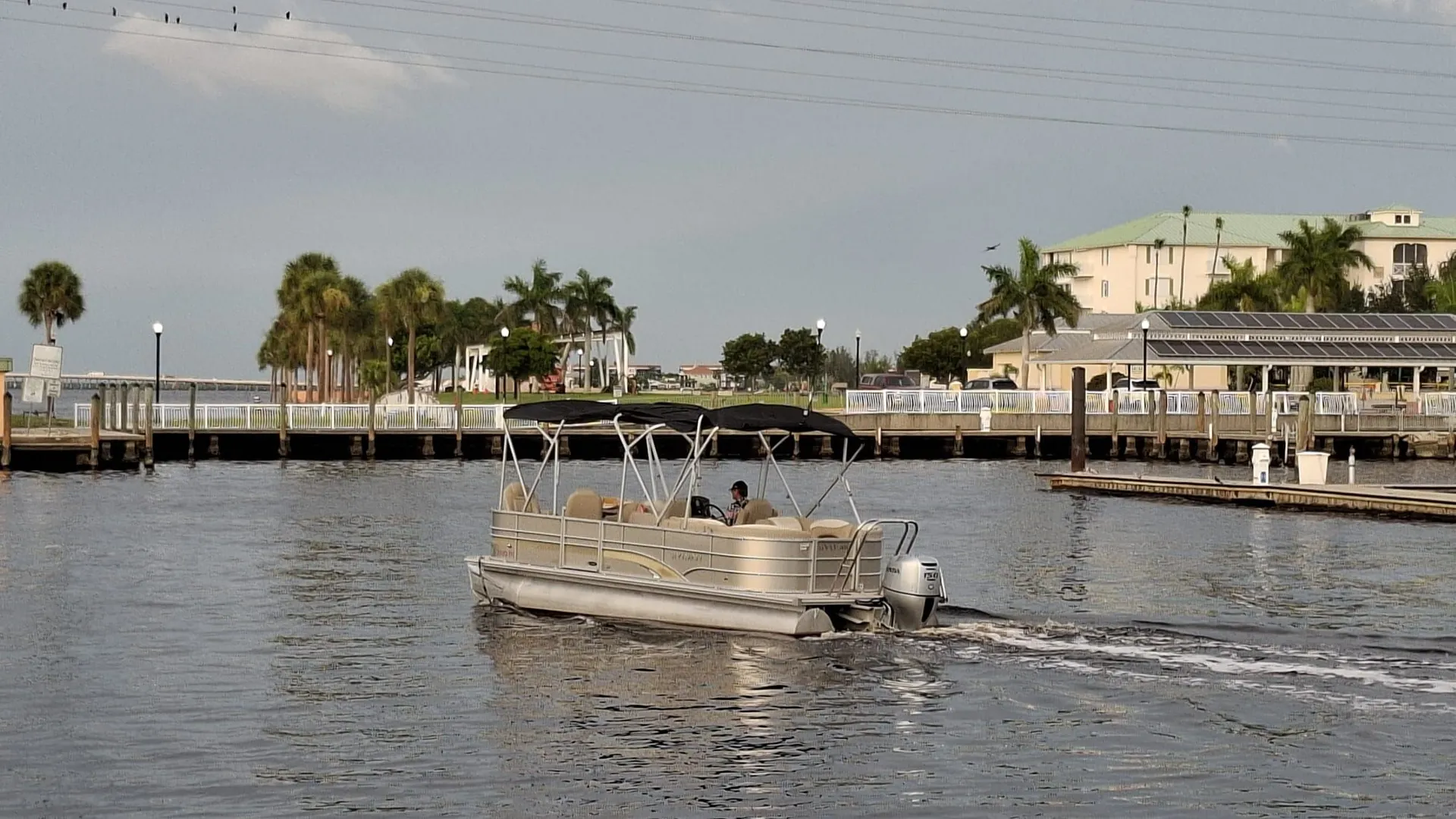 SYLVAN MARINE 8522 MIRAGE CRUISE in Port Charlotte, FL — photo 3