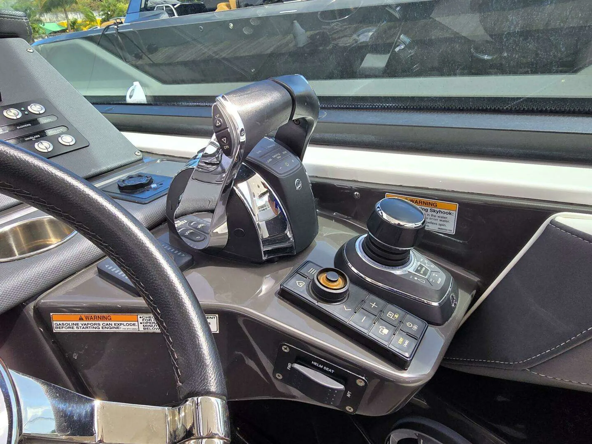 Experience Luxury on the Water – Monterey 378 SE