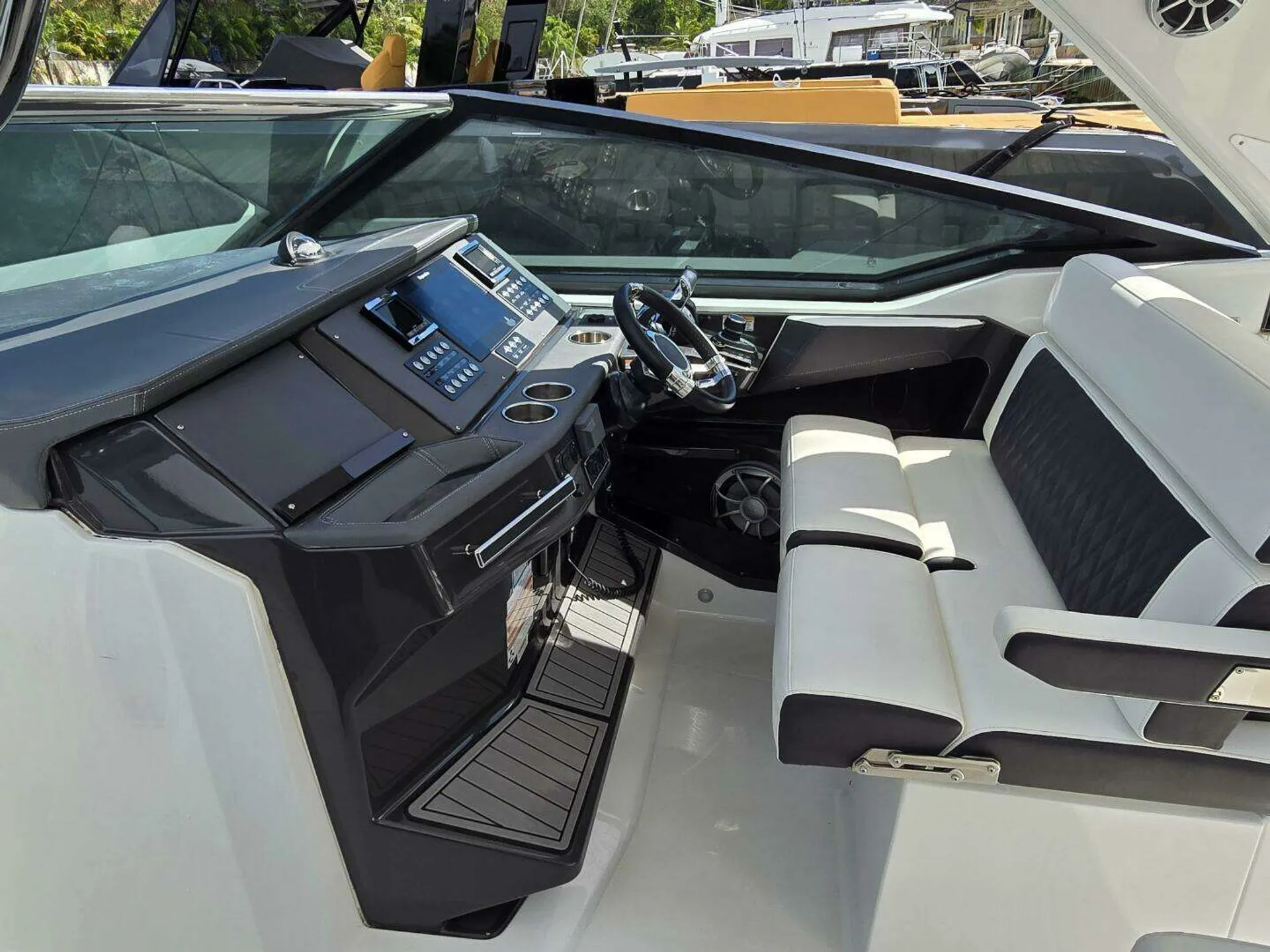 Experience Luxury on the Water – Monterey 378 SE