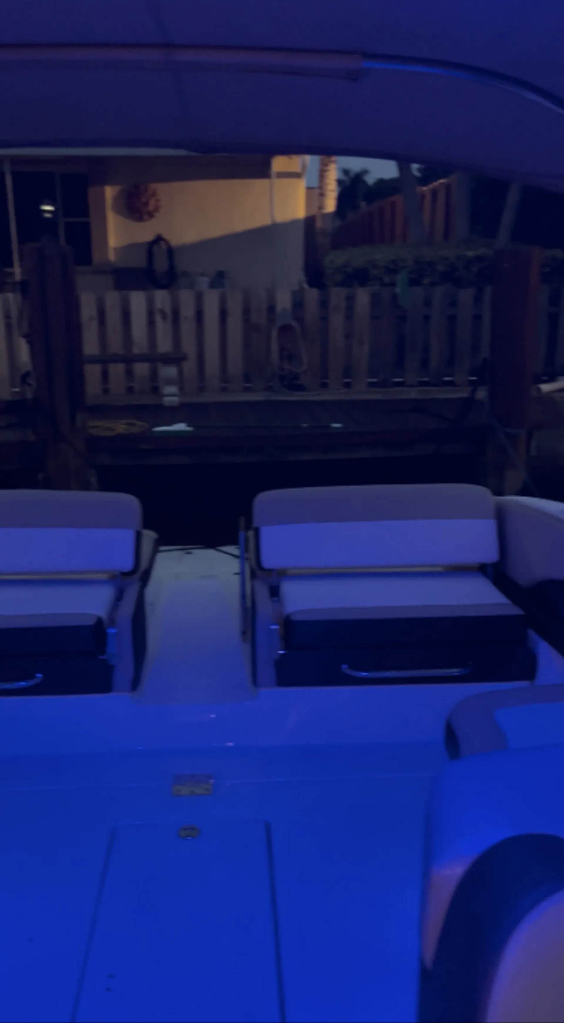 REGAL BOATS 3200 W/JOYSTICK in Pompano Beach, FL — photo 3
