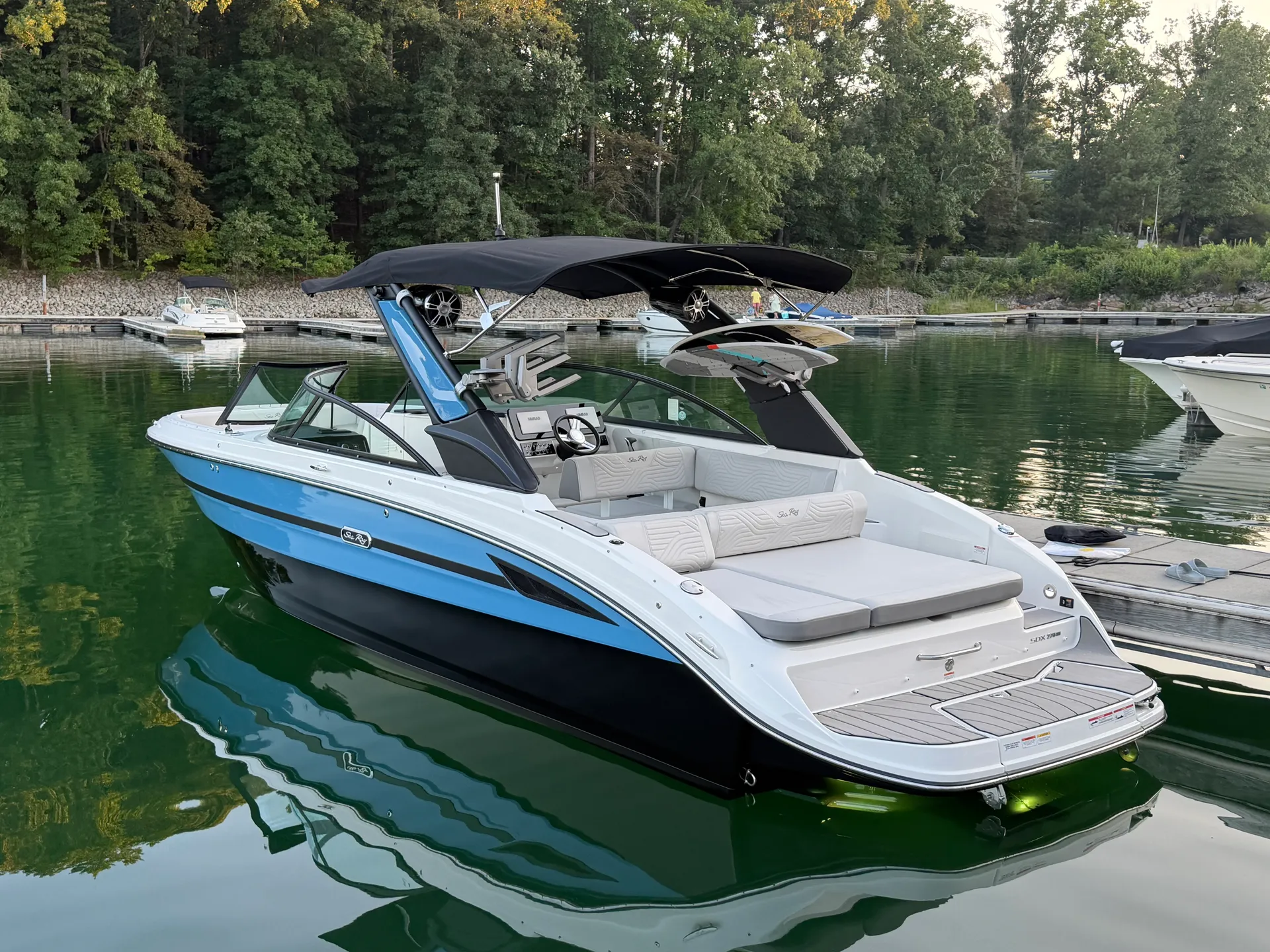 SEA RAY BOATS 270 SDX SURF in Dacula, GA