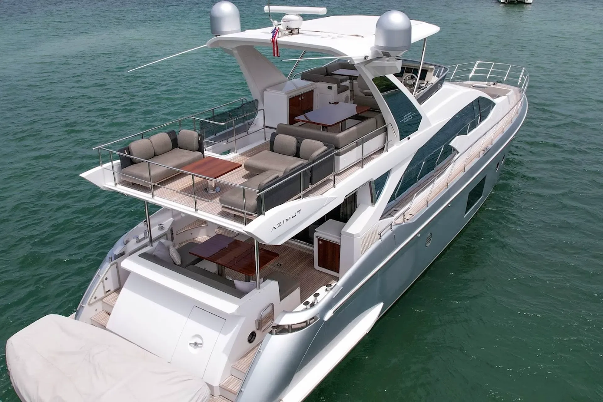 Azimut 68 fly in Miami, FL — photo 2