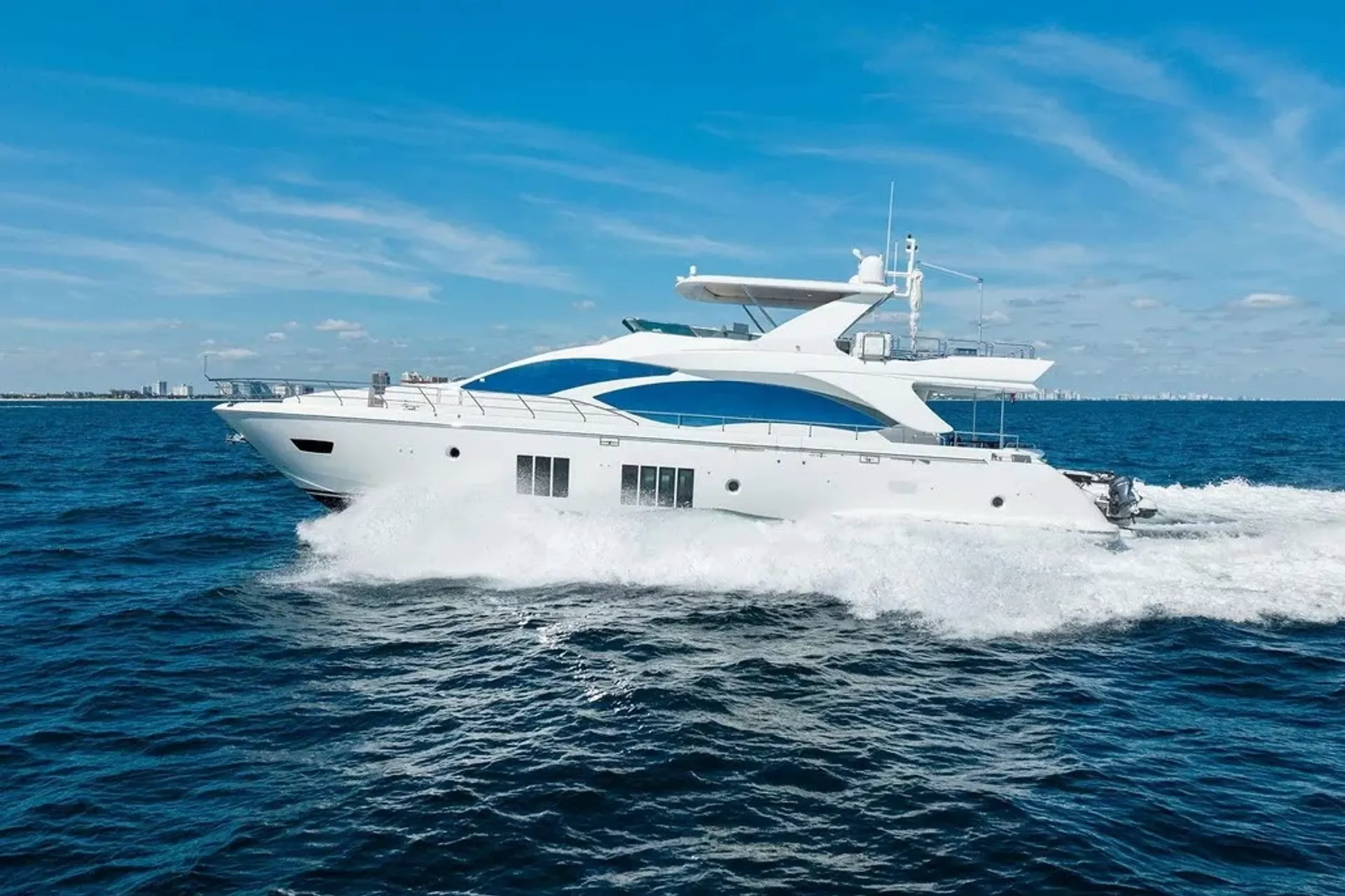 Azimut 88 in Miami, FL