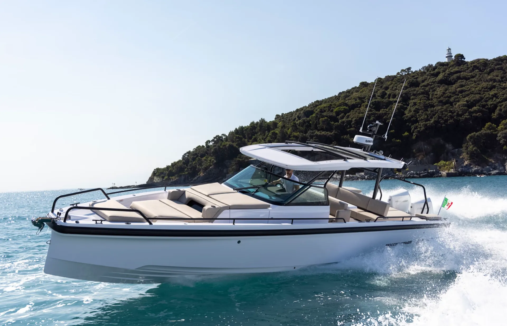 Axopar 37  XC Cross Cabin in Miami Beach, FL
