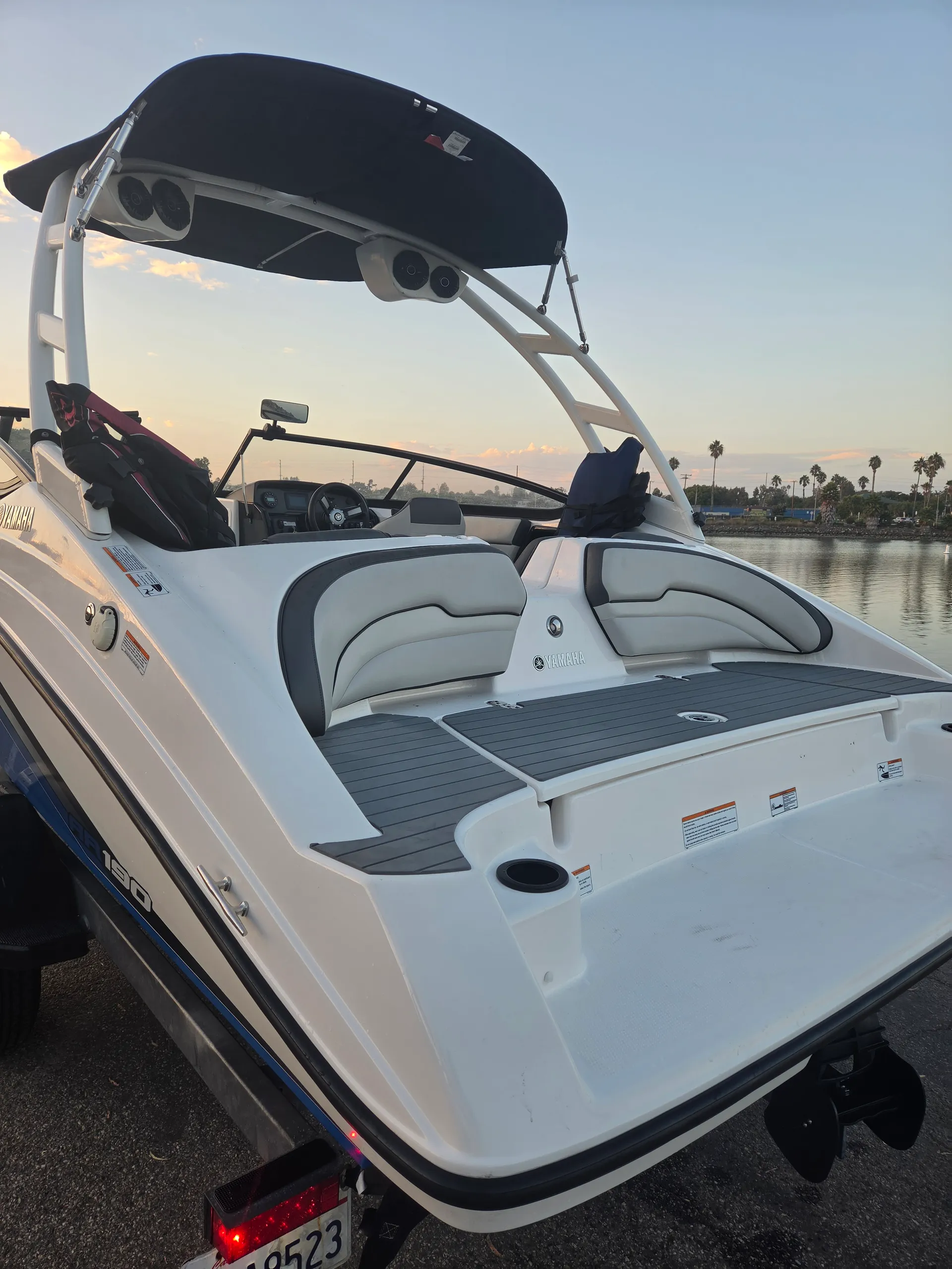 YAMAHA AR190 in Long Beach, CA — photo 3