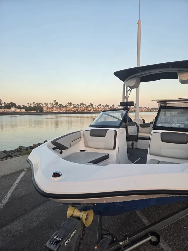 Rent a YAMAHA bow rider in Long Beach, CA near me