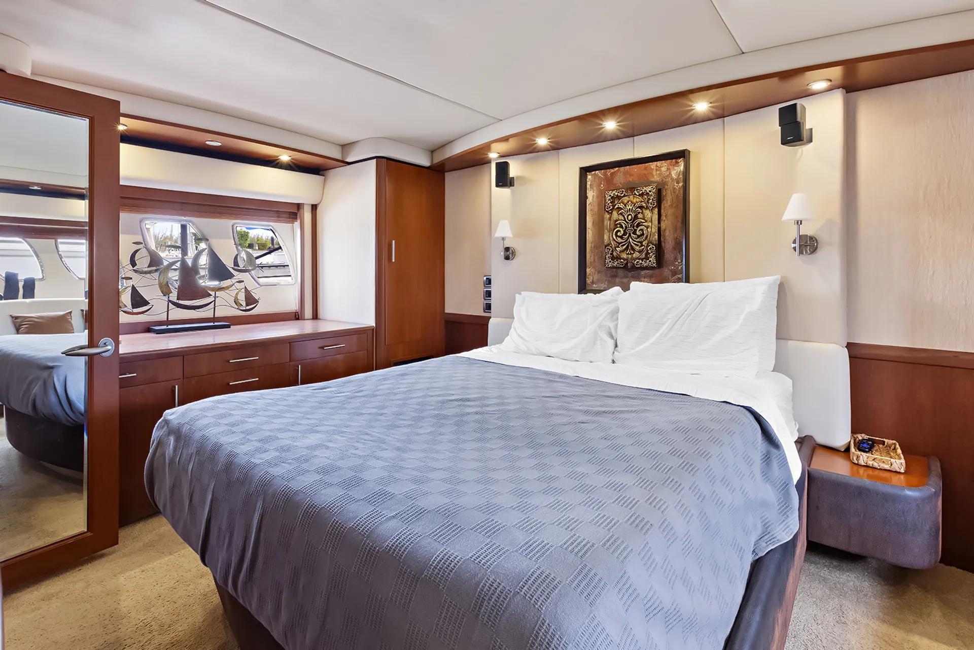 Key West Sea Ray Sundancer 60: Luxury Yacht Getaway