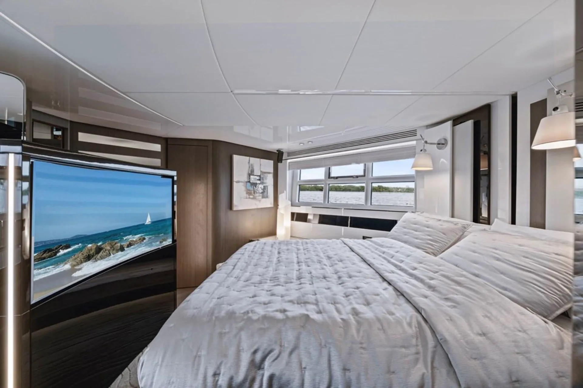 Azimut S7 Sport Yacht in North Bay Village, FL — photo 4