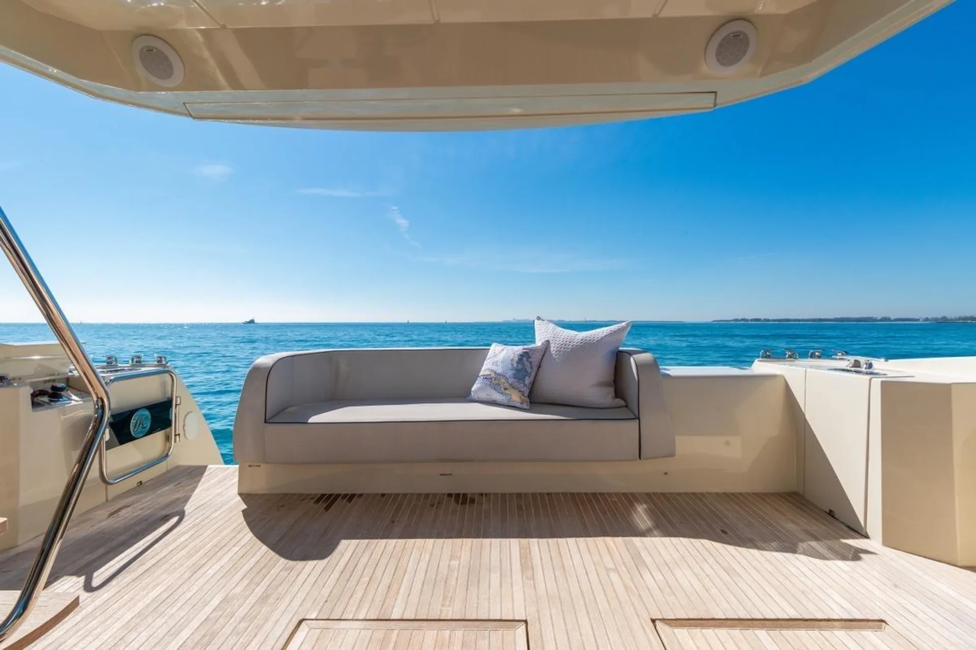 Beneteau  Oceanis Yacht 62 in Miami Beach, FL — photo 7