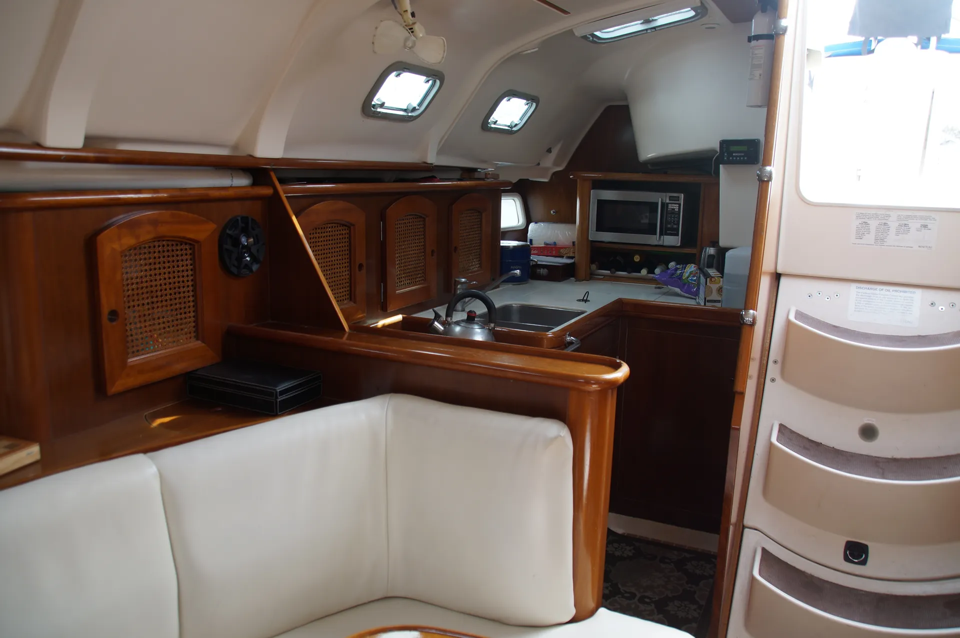 BENETEAU USA OCEANIS 381 in Marina del Rey, CA — photo 4