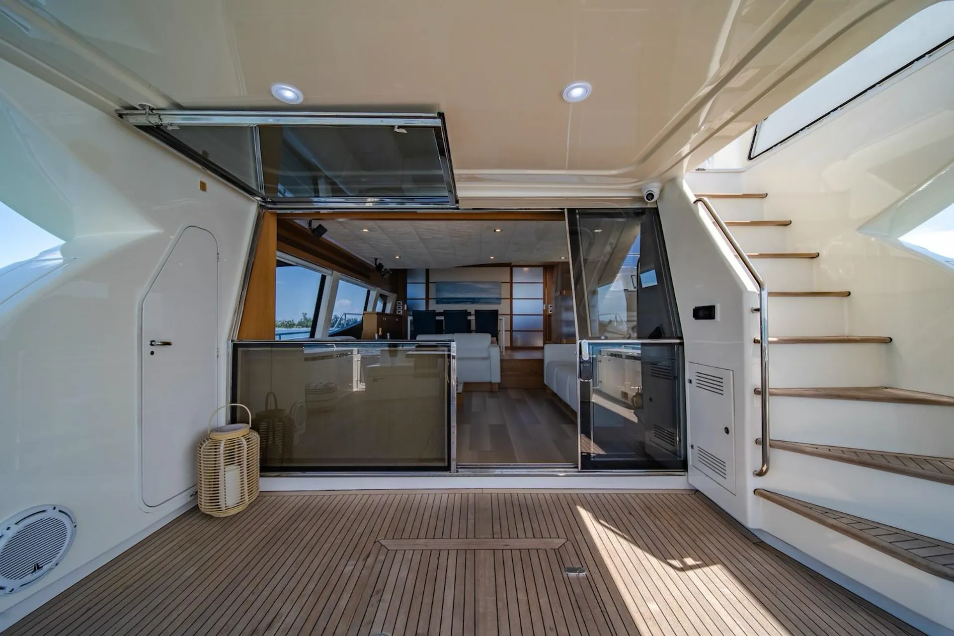 Ferretti Yachts White 780 in Miami, FL — photo 6