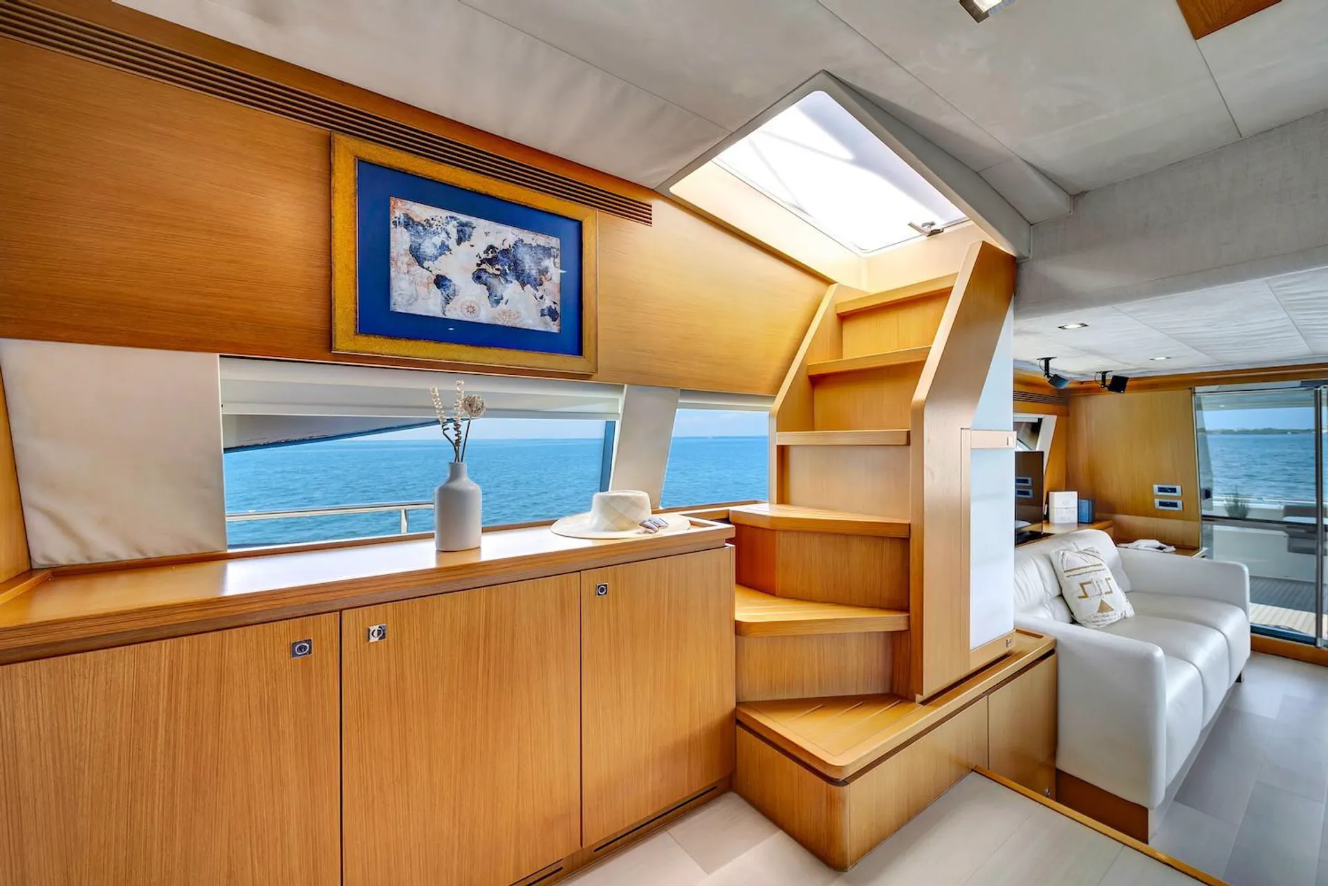 Ferretti Yachts White 780 in Miami, FL — photo 10