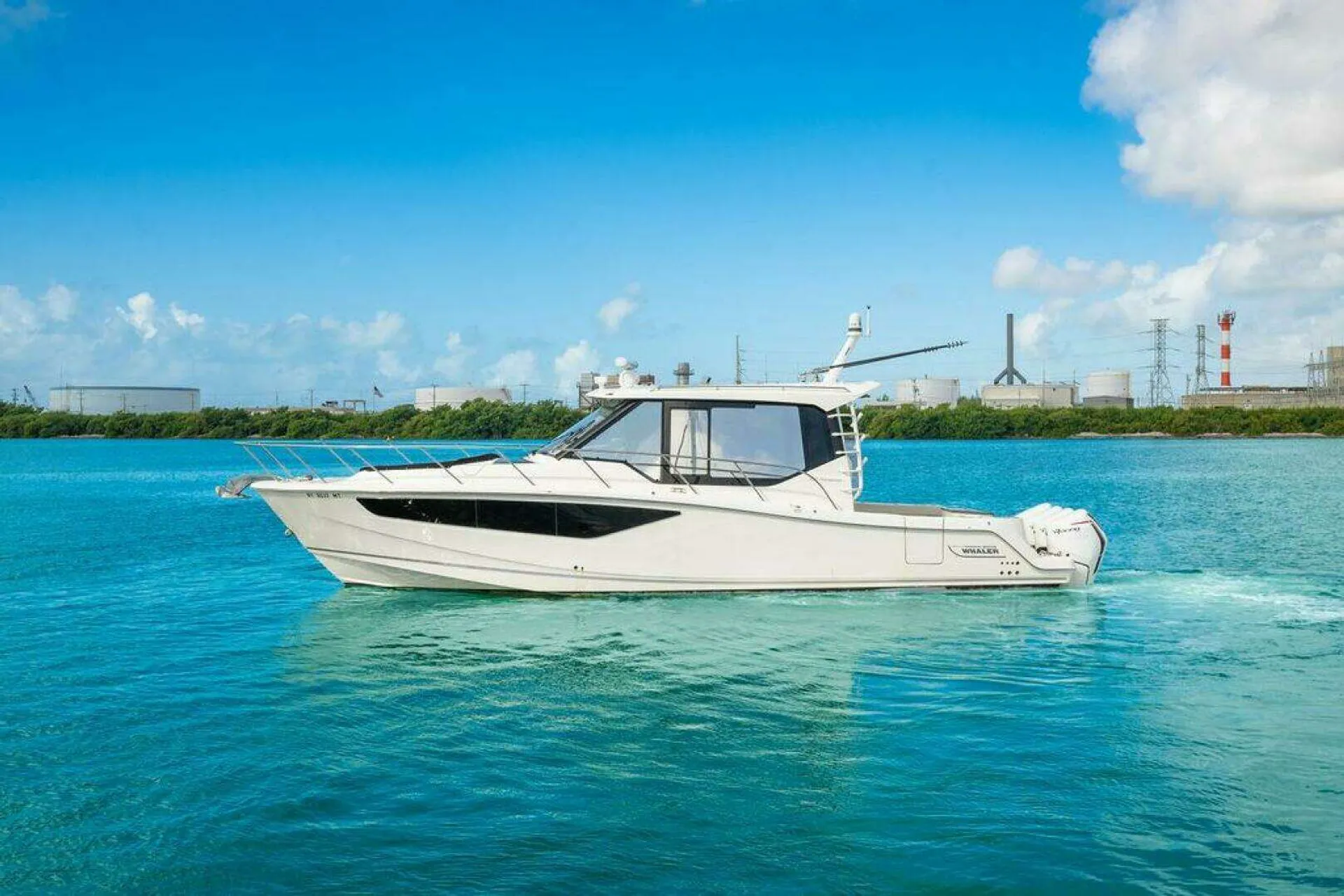 BOSTON WHALER 405 CONQUEST in Marina del Rey, CA — photo 4