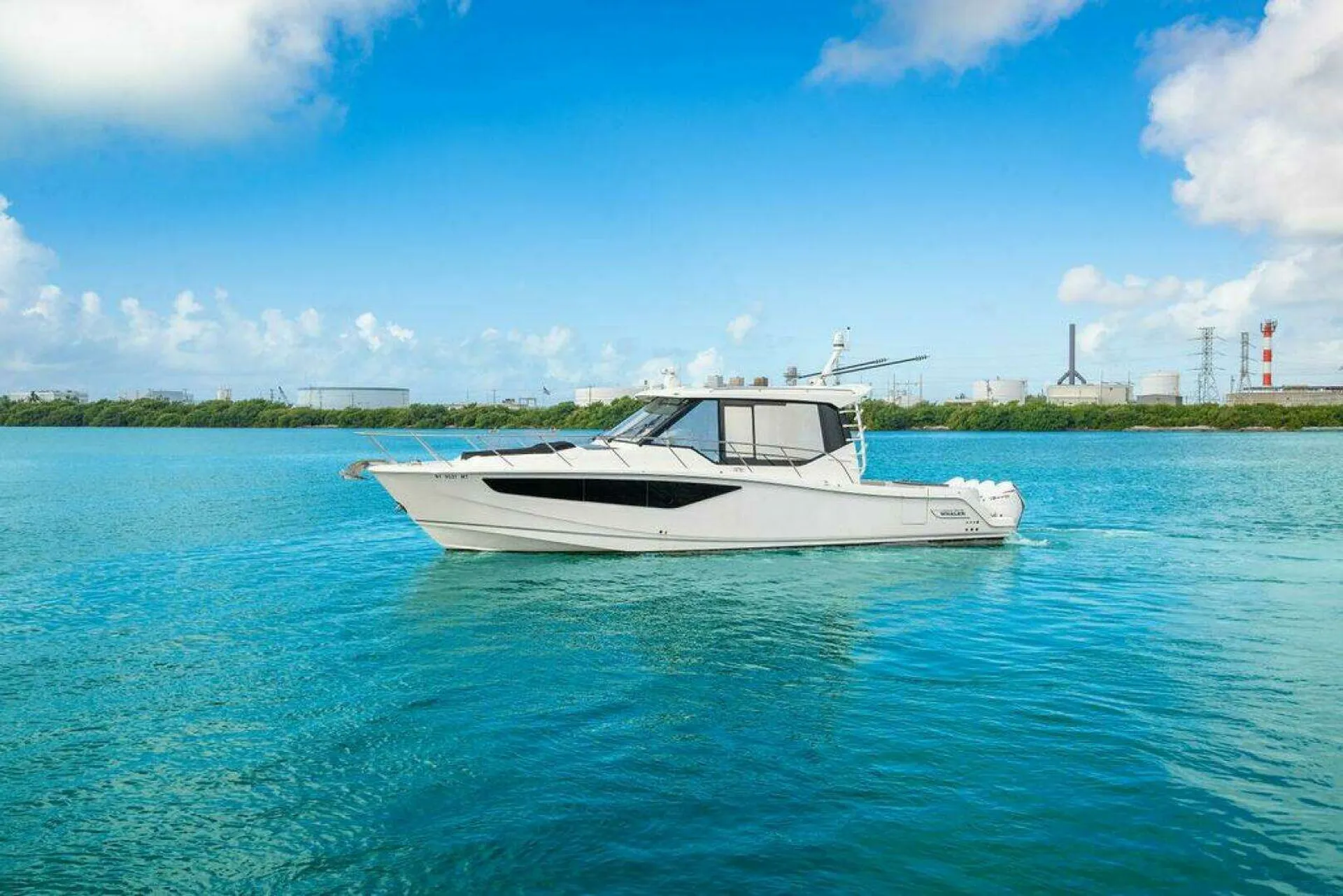 BOSTON WHALER 405 CONQUEST in Marina del Rey, CA — photo 3