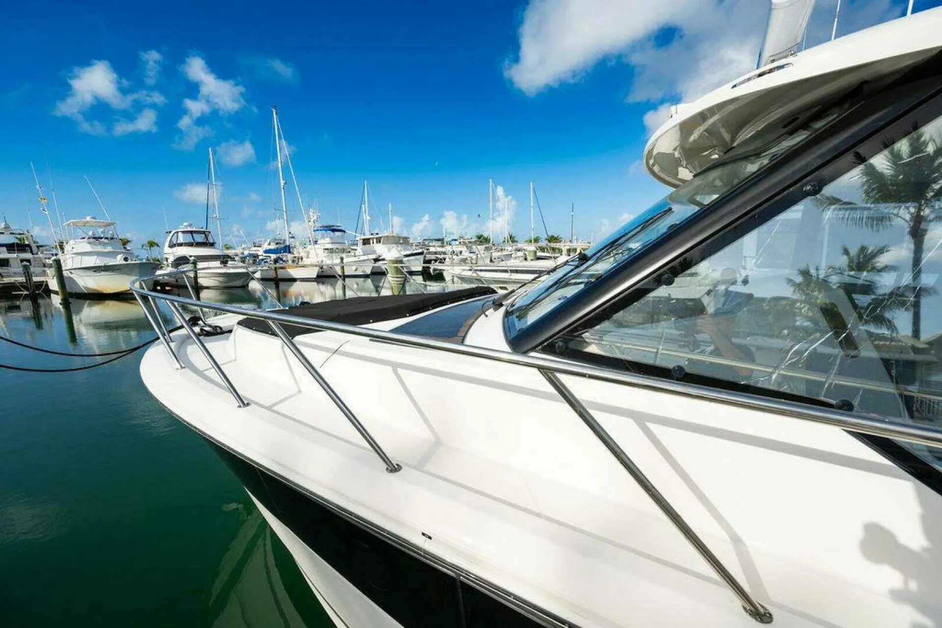 Luxury Unleashed: 2023 Boston Whaler 405 Conquest
