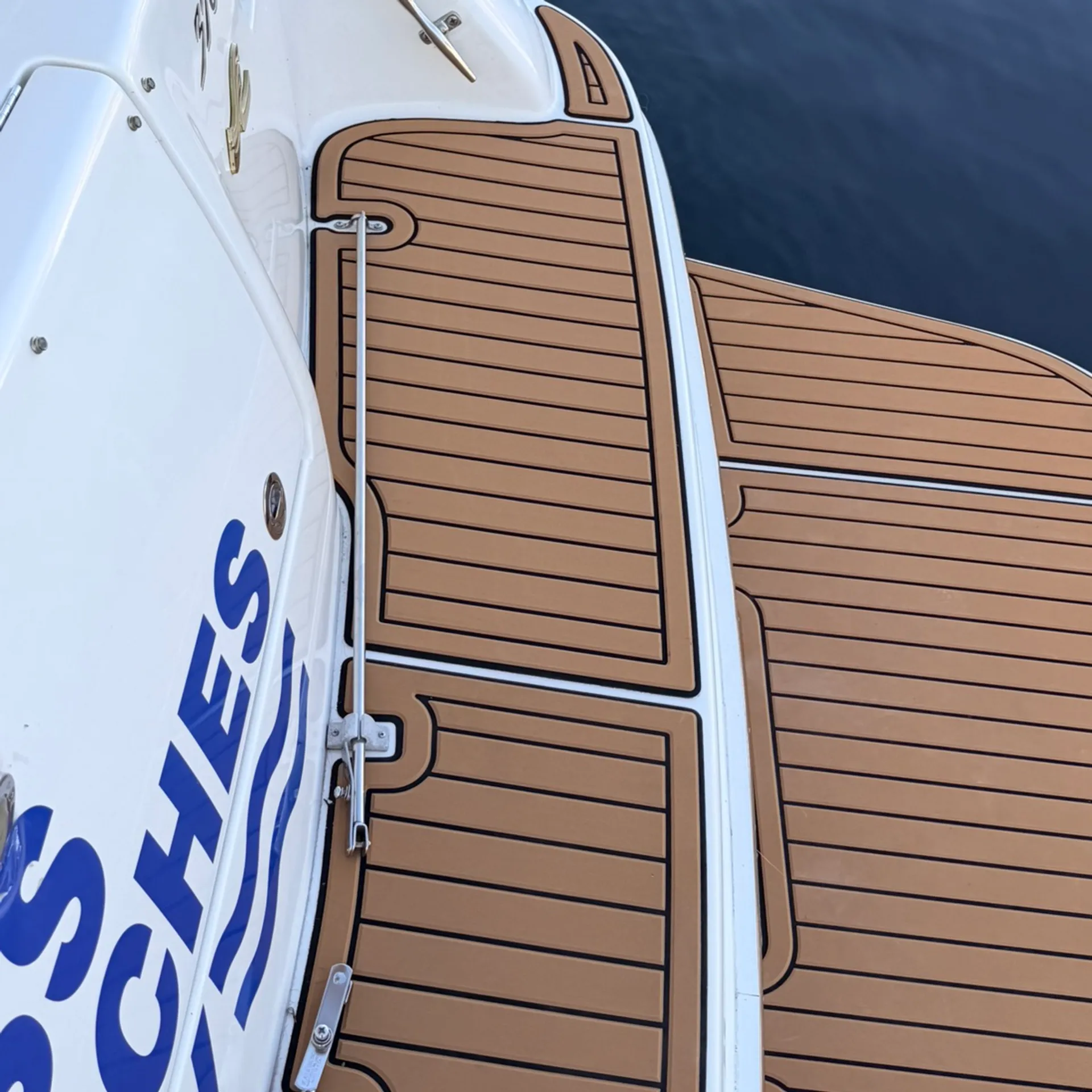 Sea Ray Boats 370 Sundancer in Chicago, IL — photo 9