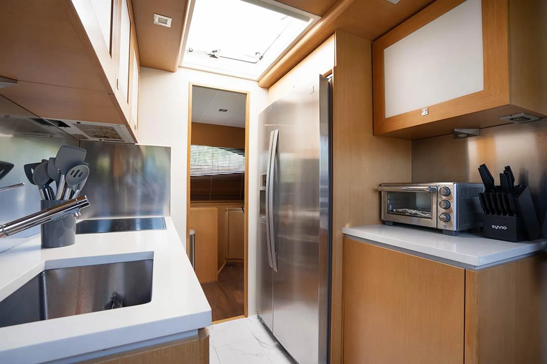 Ferretti Yachts 780 in Miami Beach, FL — photo 4