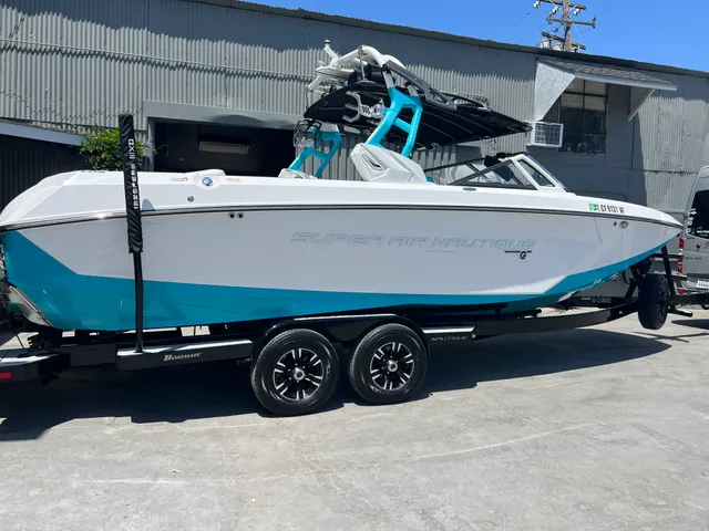 Rent a CORRECT CRAFT NAUTIQUE bow rider in El Dorado Hills, CA near me