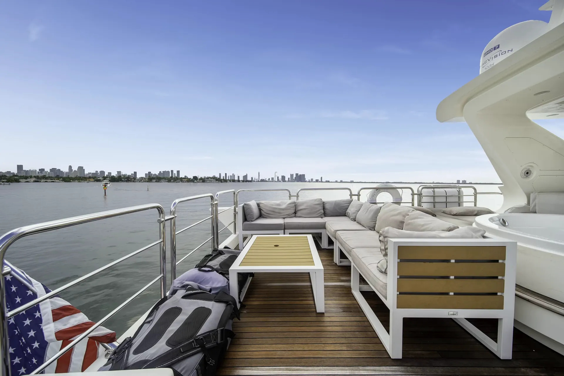Azimut 88 Flybridge in Miami, FL — photo 10