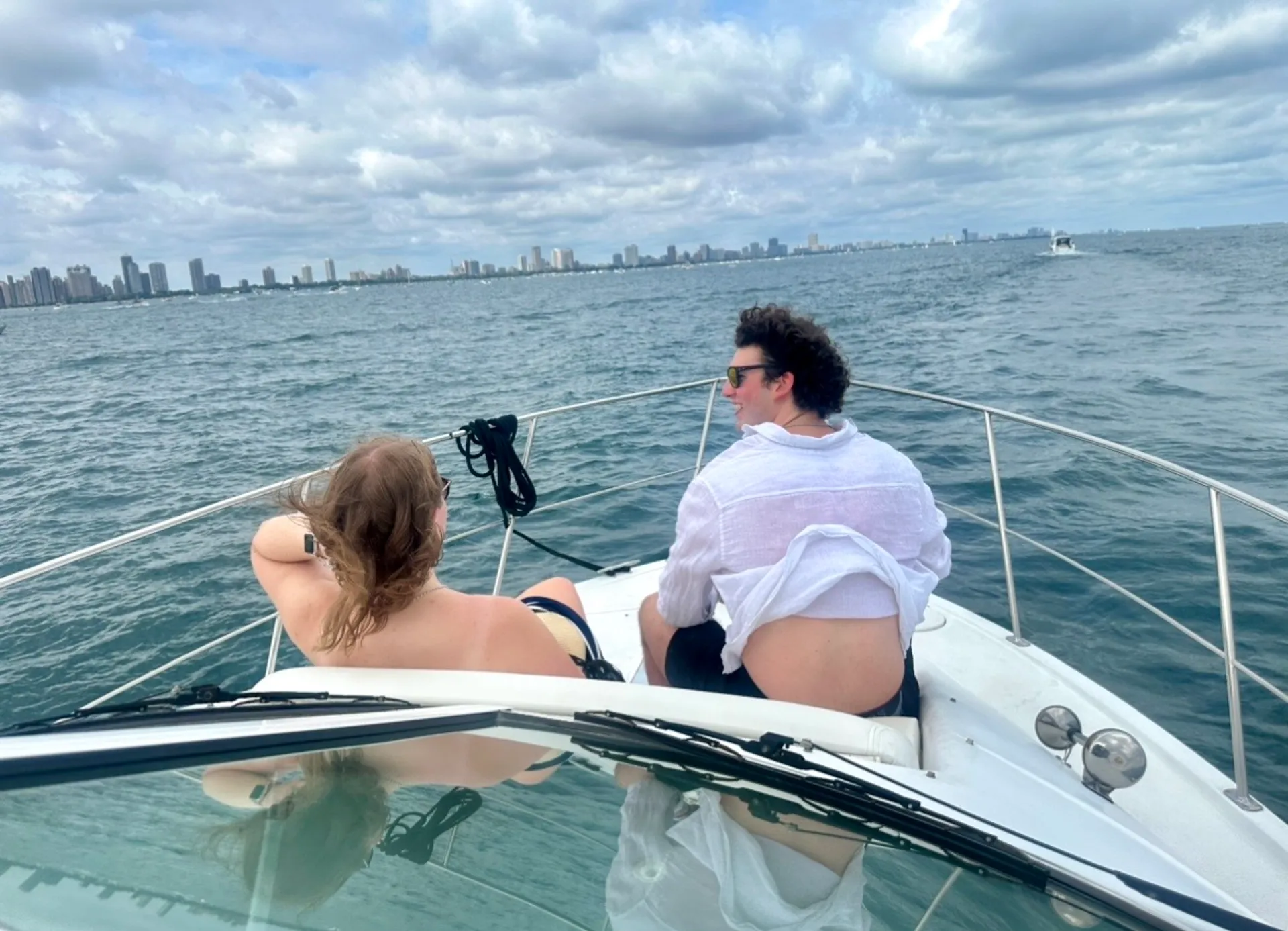 Navy Pier | Private Yacht | Captain Included