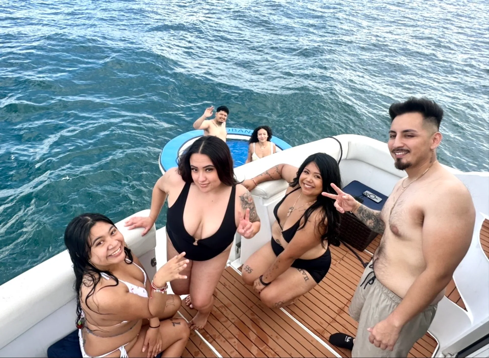Navy Pier | Private Yacht | Captain Included