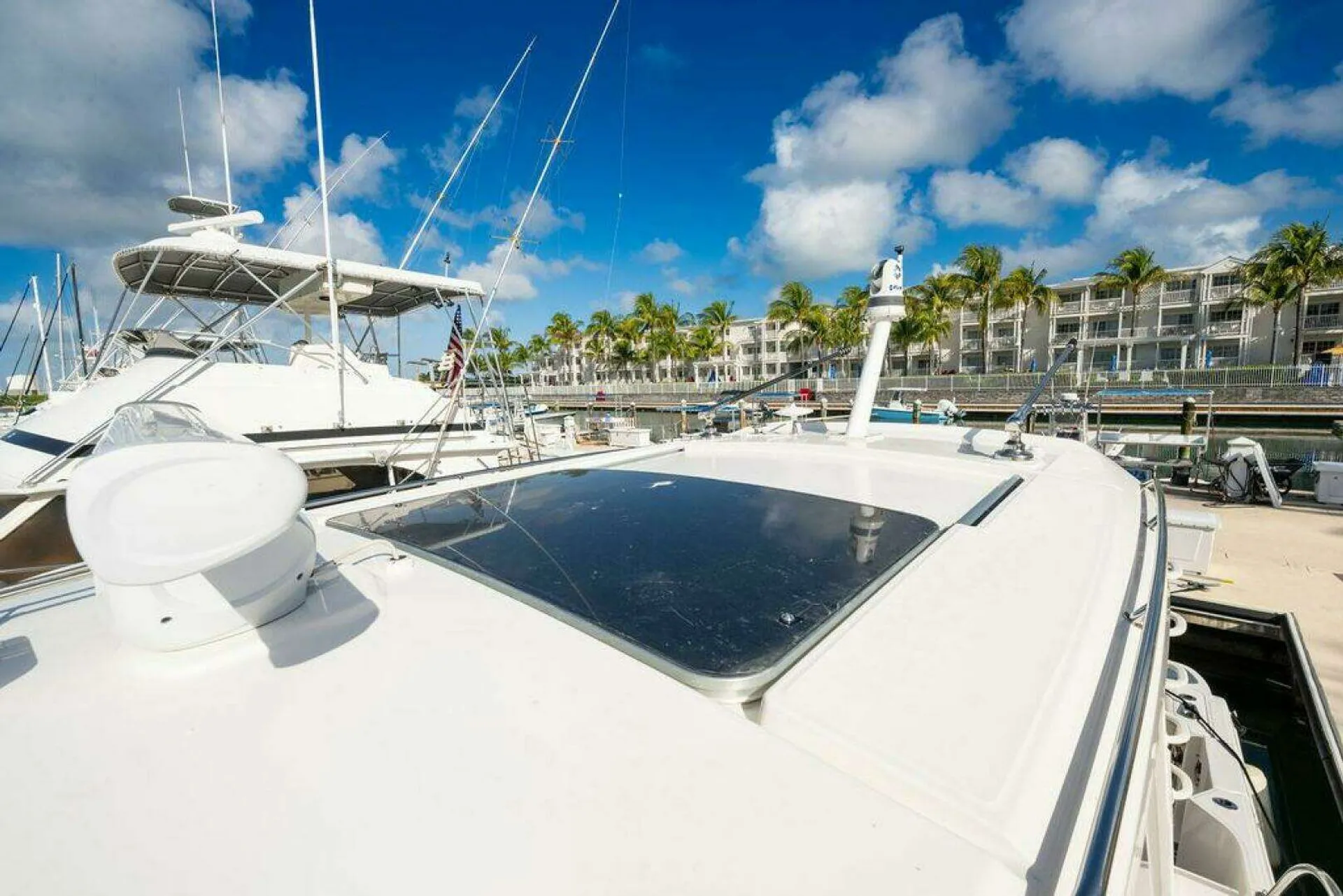 Luxury Unleashed: 2023 Boston Whaler 405 Conquest