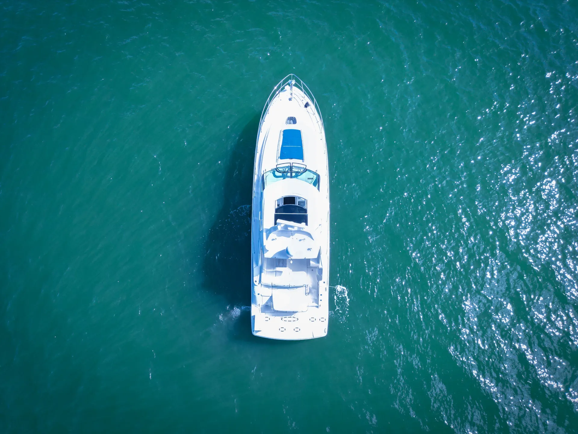 SEA RAY BOATS 450 SUNDANCER (ZEUS DRIVE) in Miami, FL — photo 4