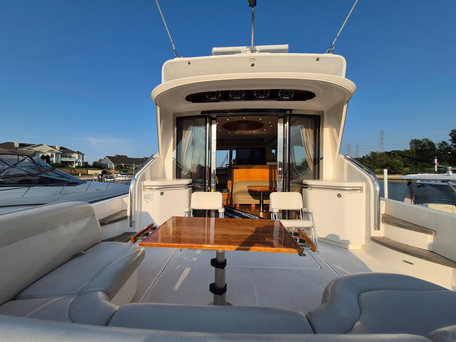 Azimut Yachts 46 in Portage, IN — photo 7