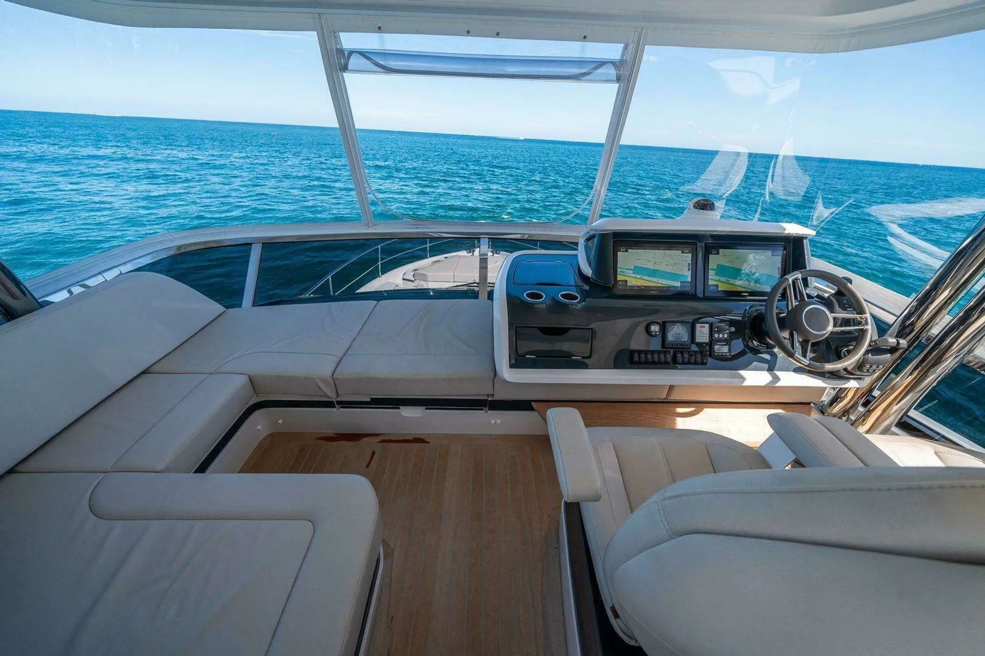 Pearl 62' in Miami, FL — photo 6